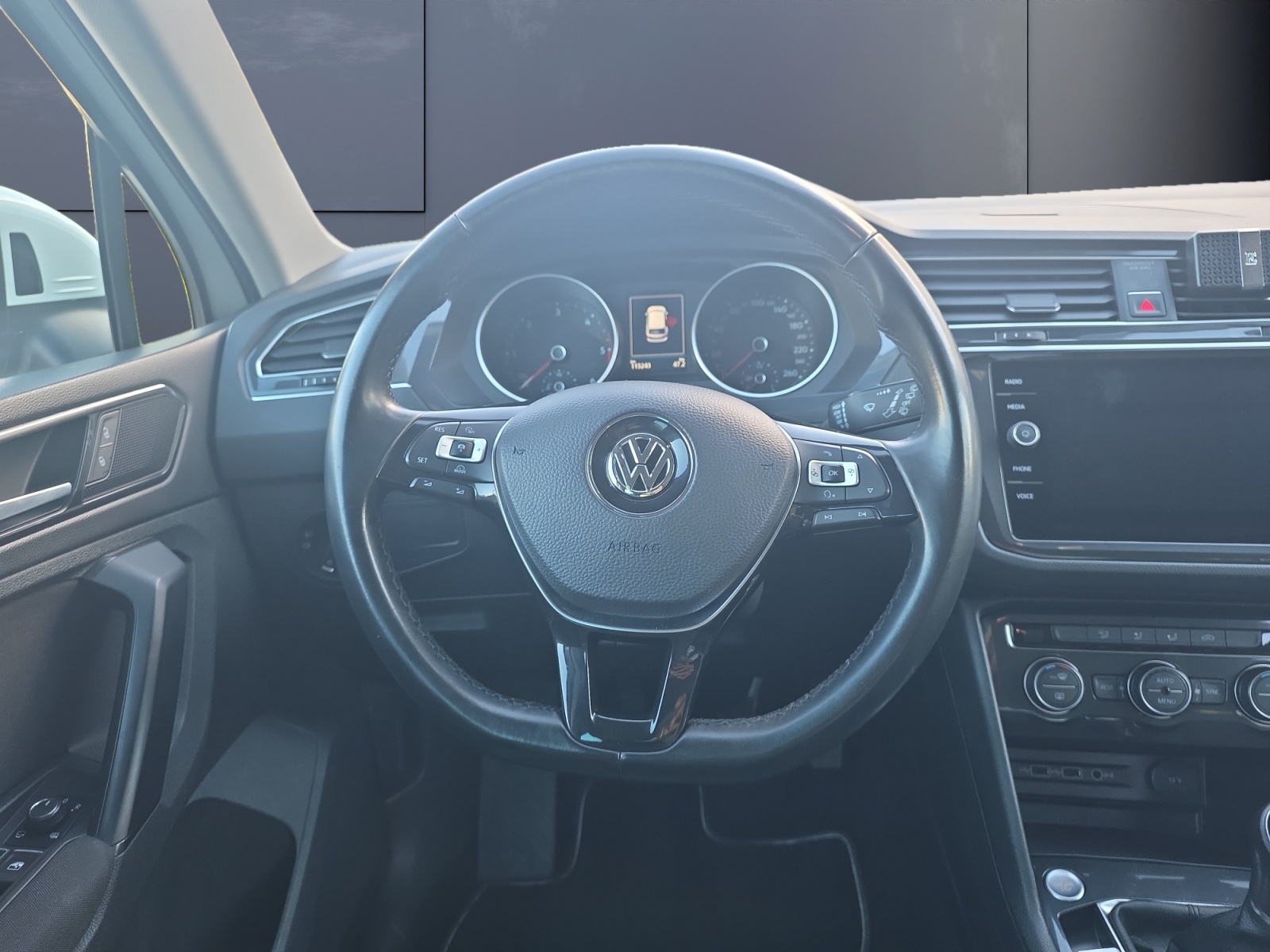 Volkswagen Tiguan 15