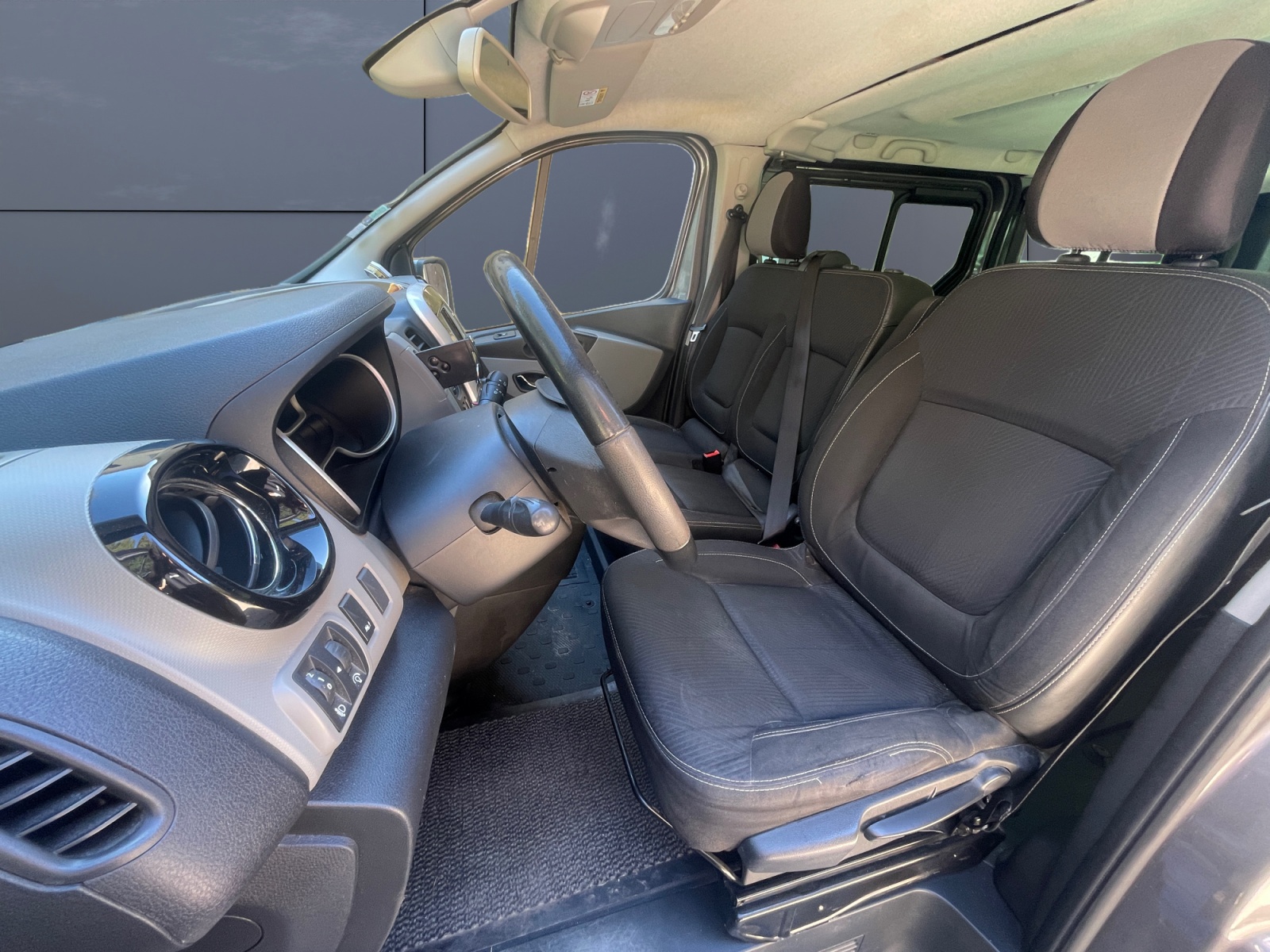 Renault Trafic 9