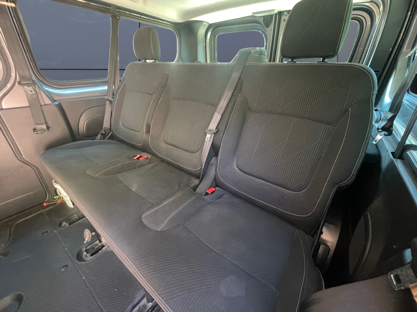 Renault Trafic 10