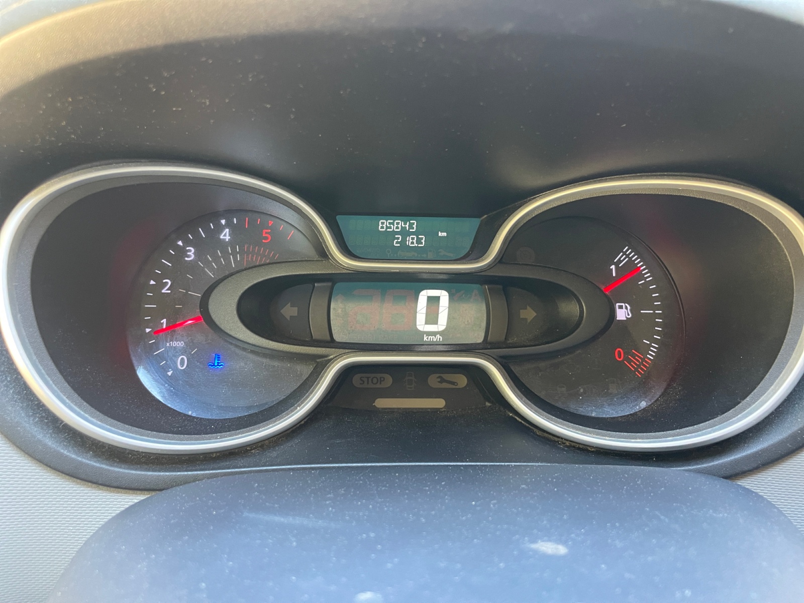Renault Trafic 16