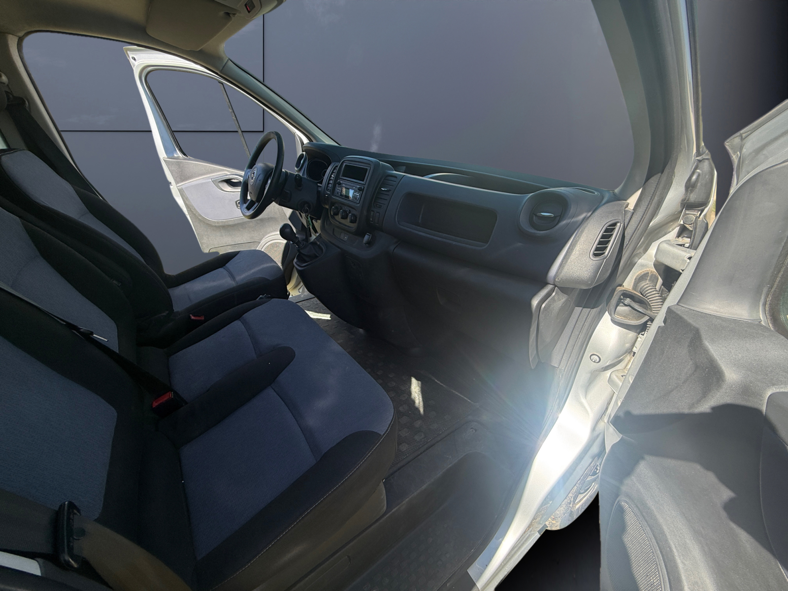 Opel Vivaro Vu 12