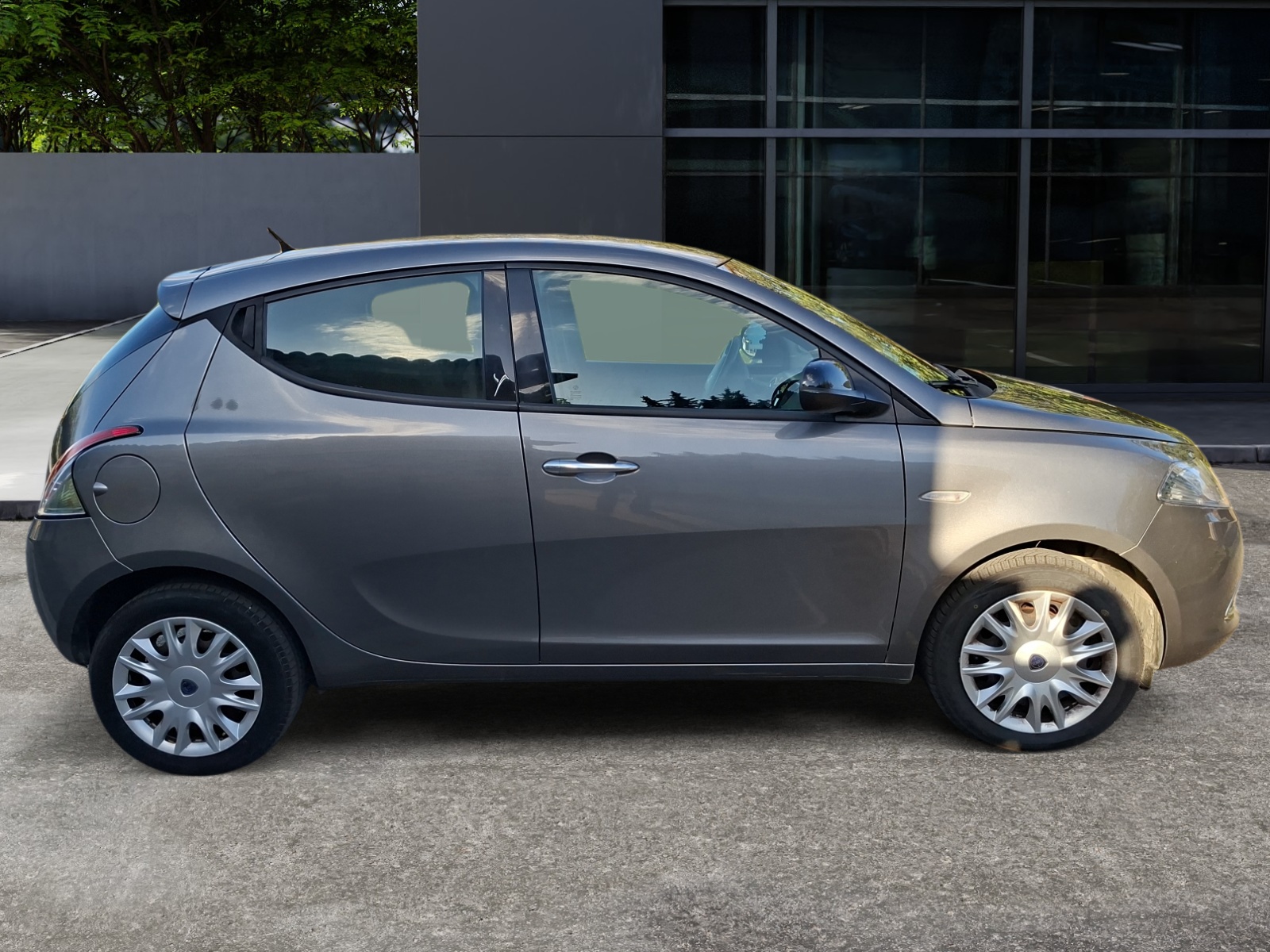 Lancia Ypsilon 5