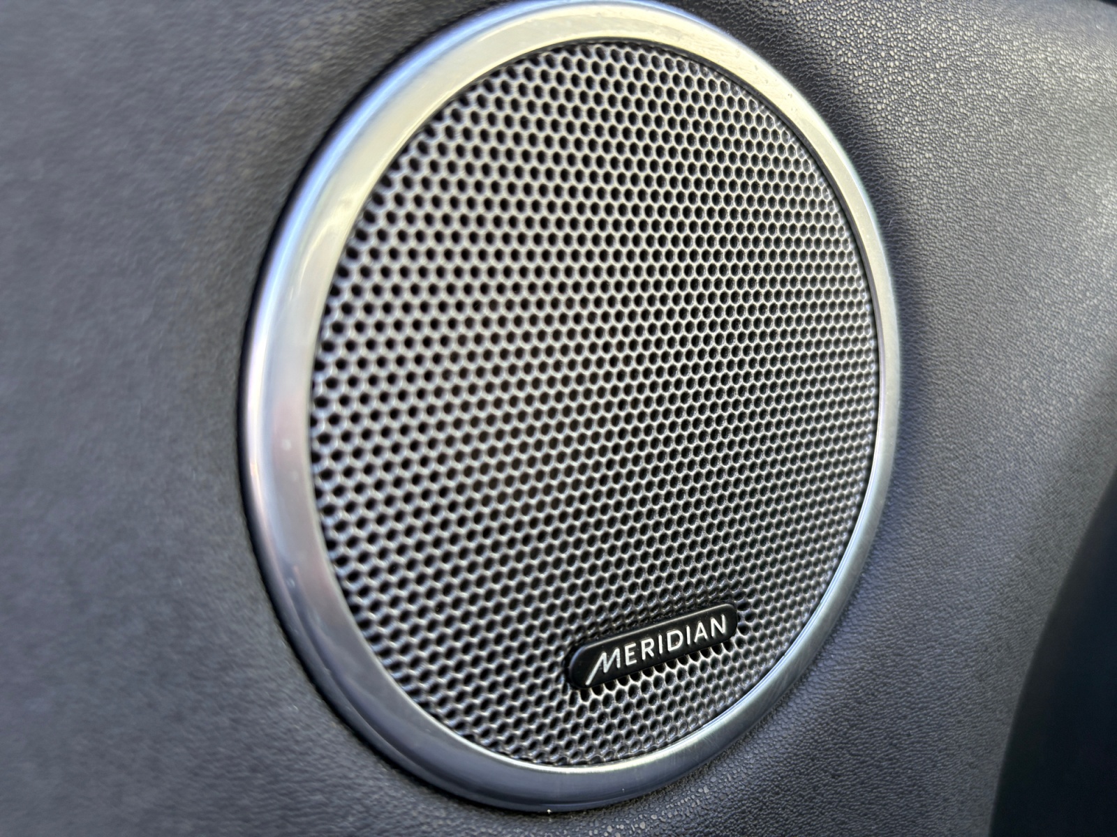 Land Rover Range Rover Evoque 21