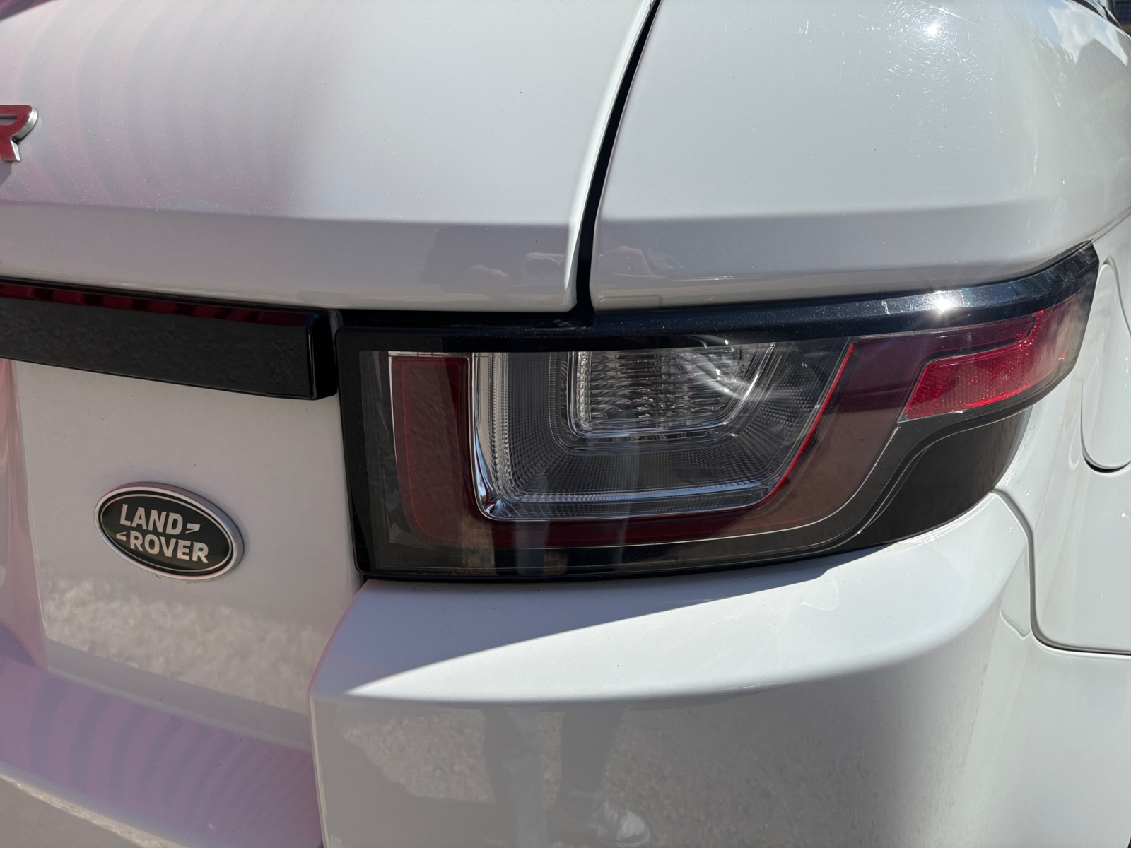 Land Rover Range Rover Evoque 25