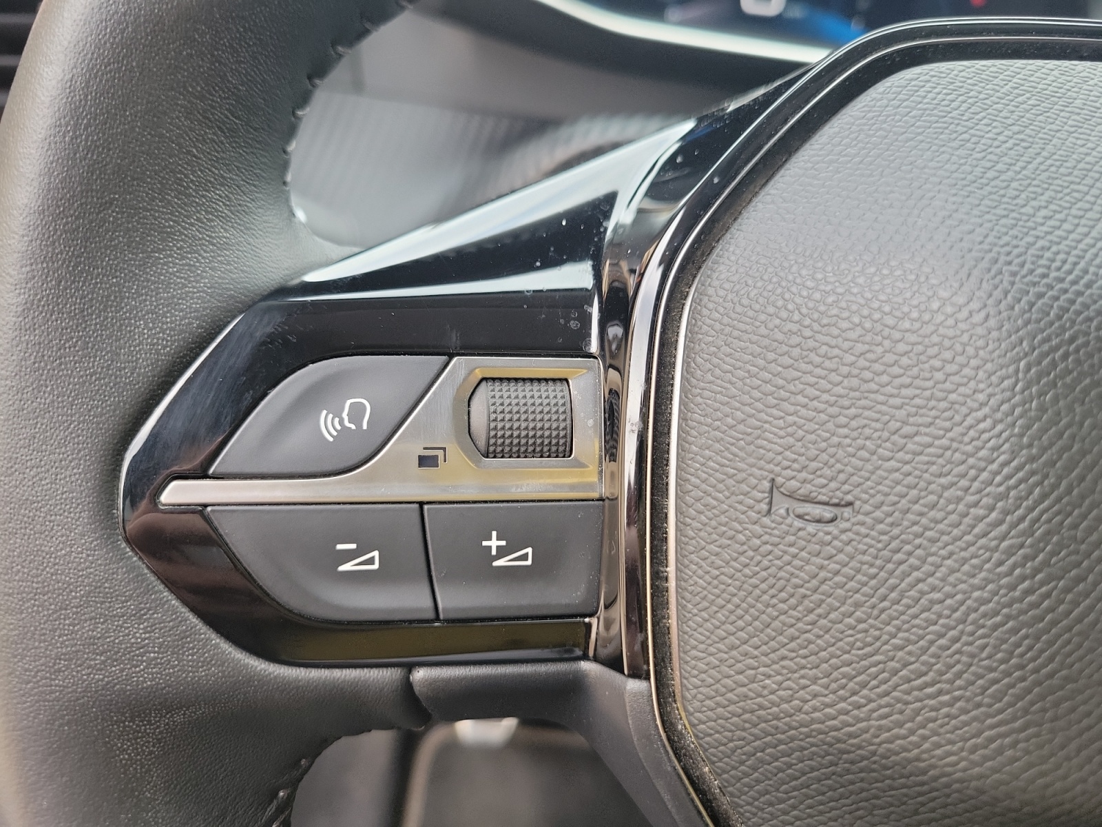 Peugeot 2008 31
