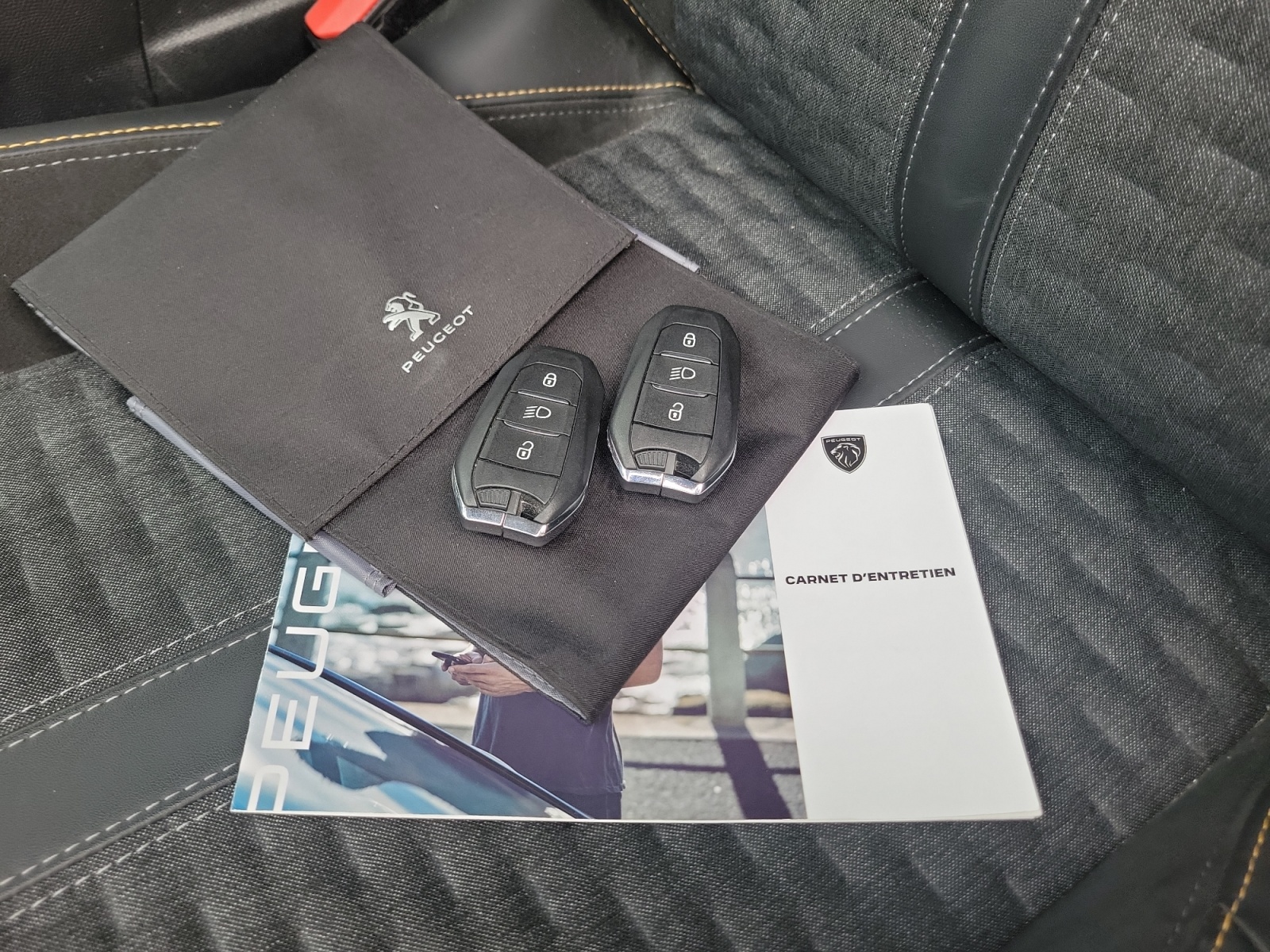 Peugeot 2008 24