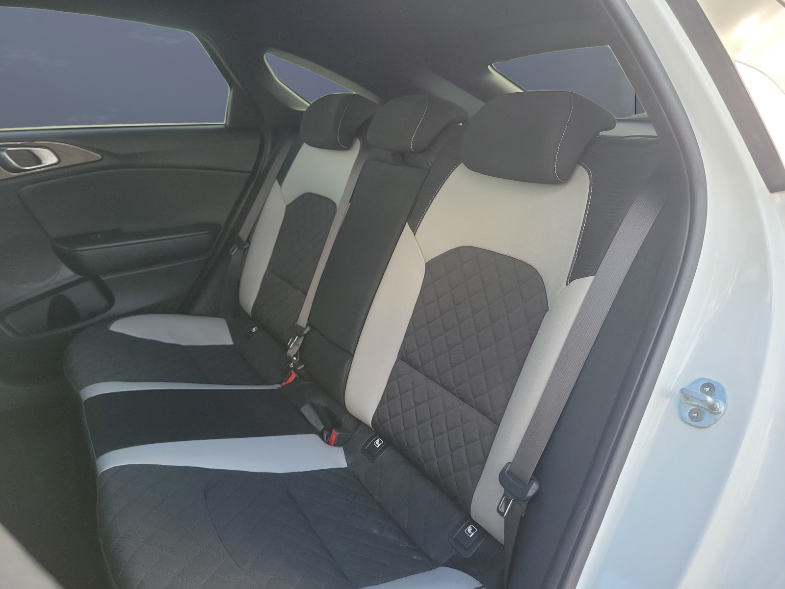 Kia Proceed 10