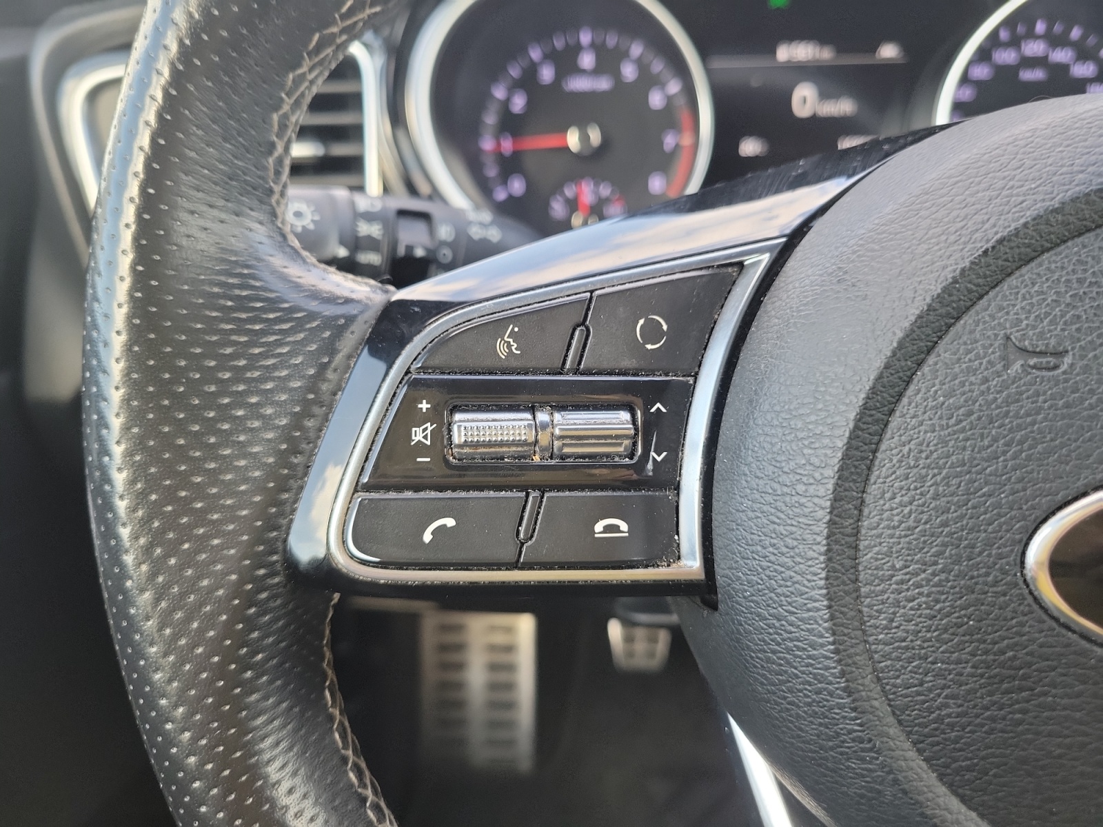 Kia Proceed 24