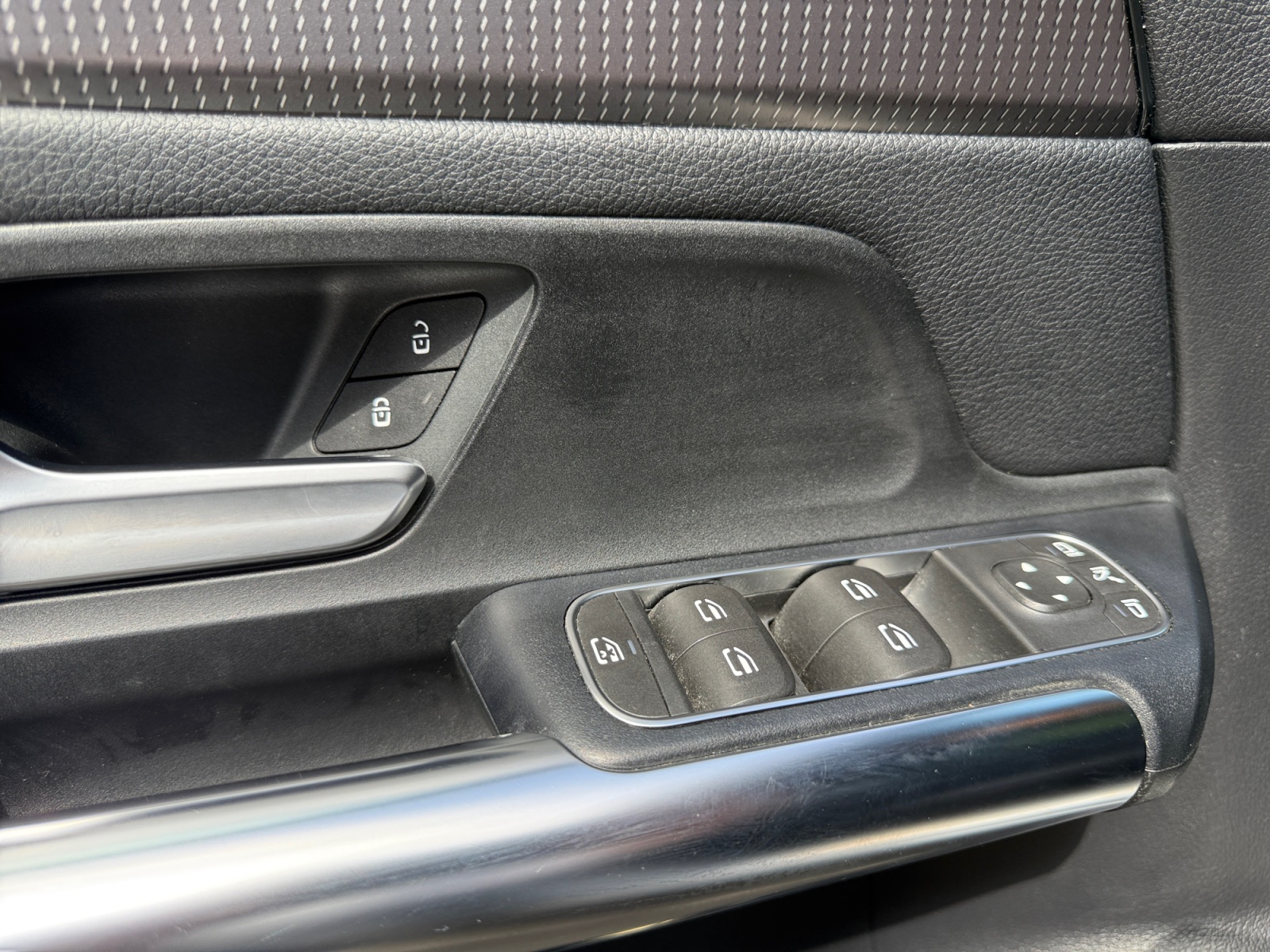 Mercedes-Benz Gla 17