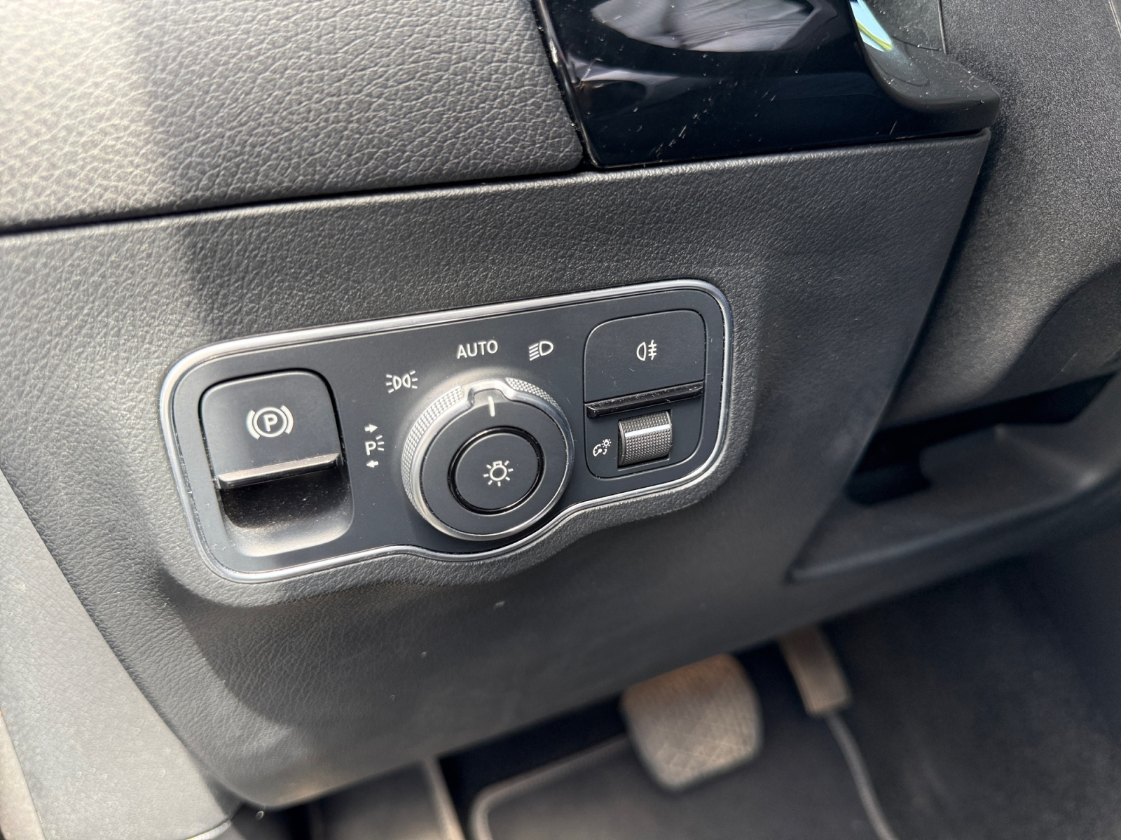 Mercedes-Benz Gla 18