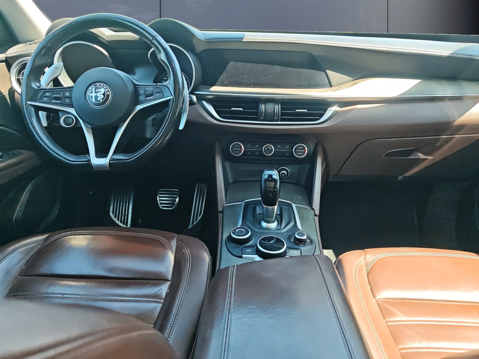 Alfa Romeo Stelvio 14