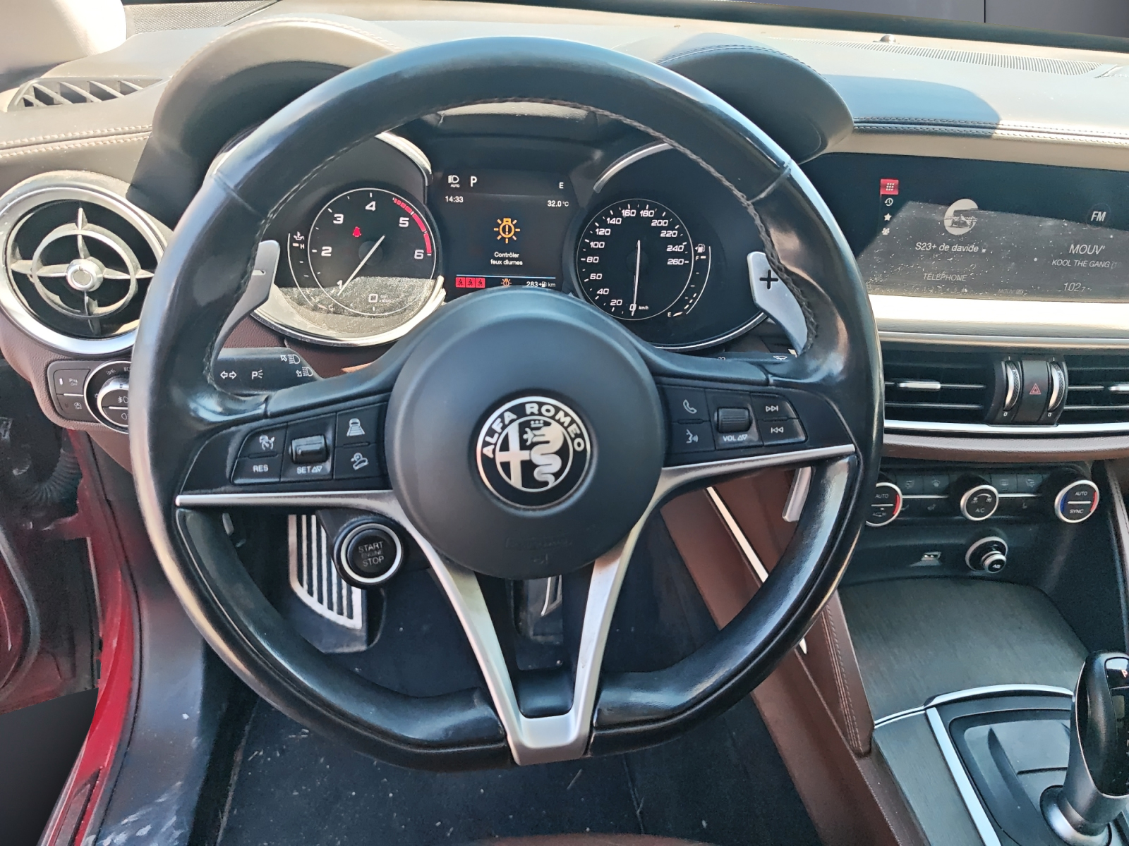 Alfa Romeo Stelvio 15