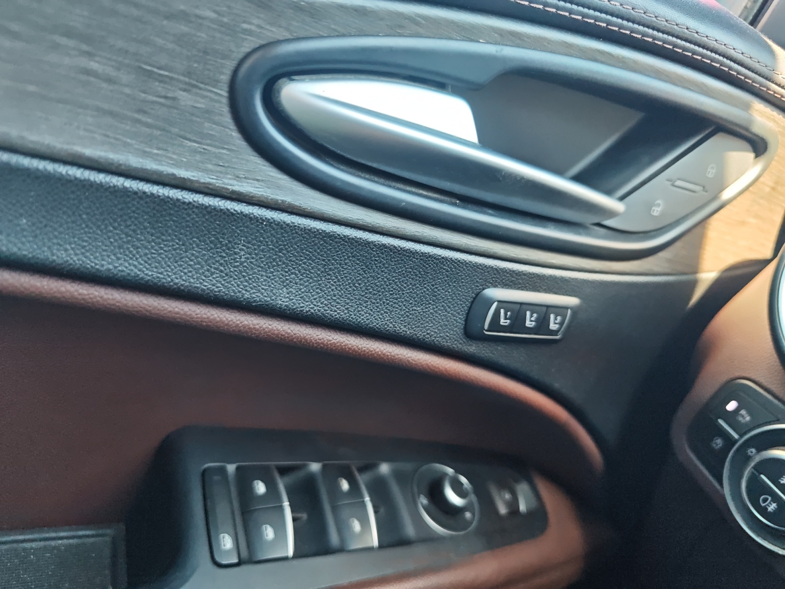 Alfa Romeo Stelvio 20