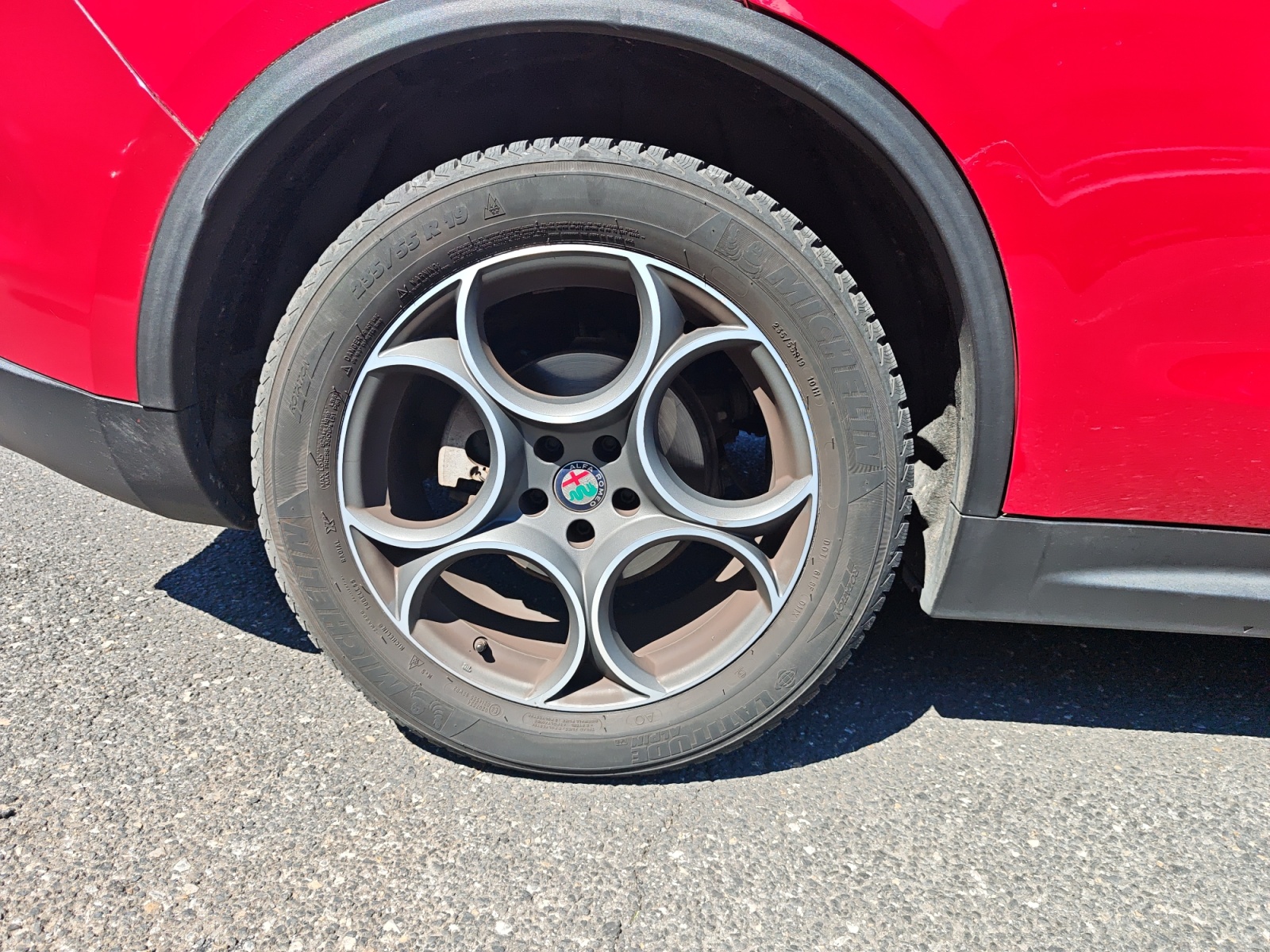 Alfa Romeo Stelvio 29