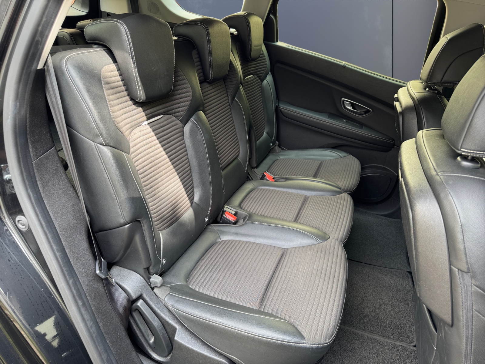 Renault Grand Scenic 11