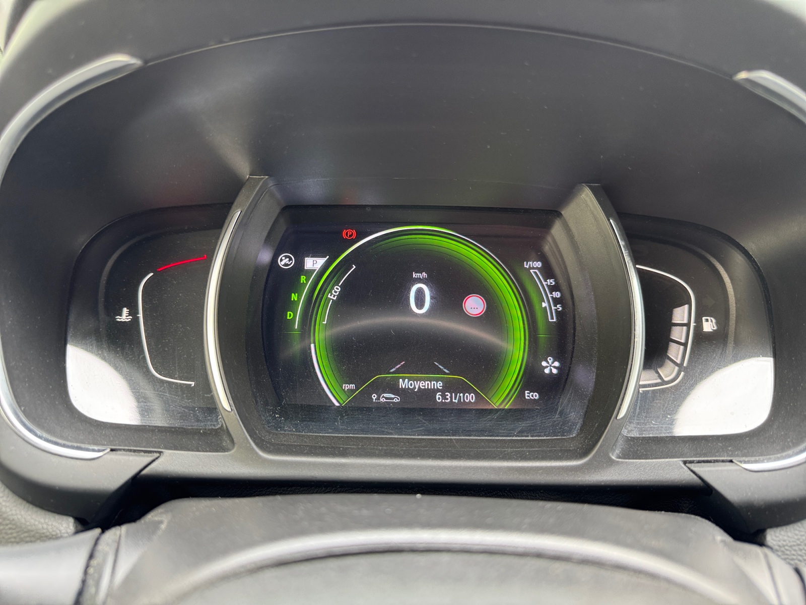 Renault Grand Scenic 16