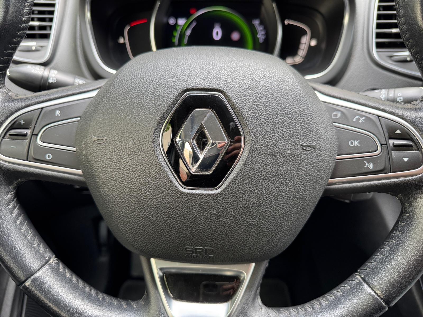 Renault Grand Scenic 17