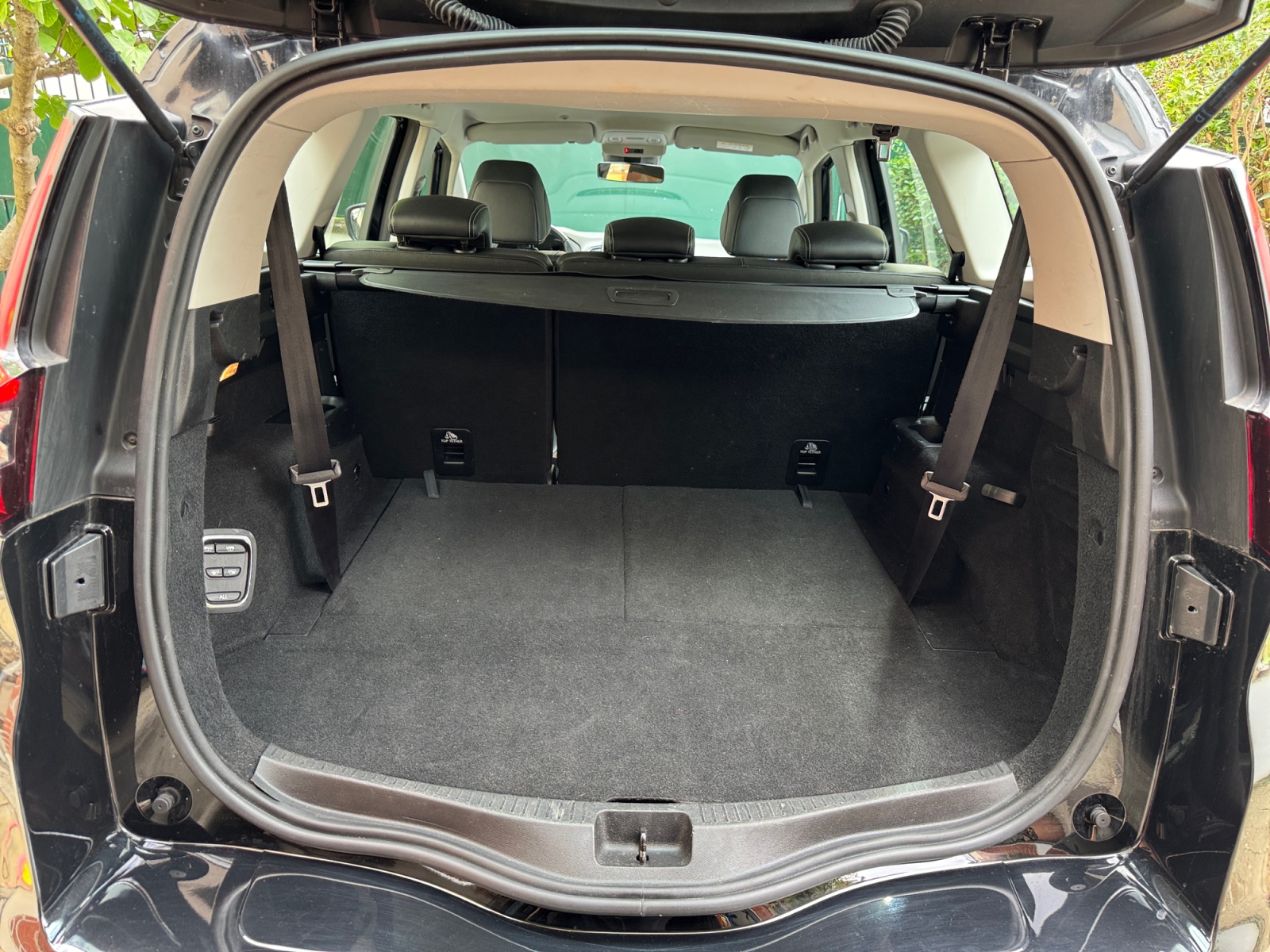 Renault Grand Scenic 27