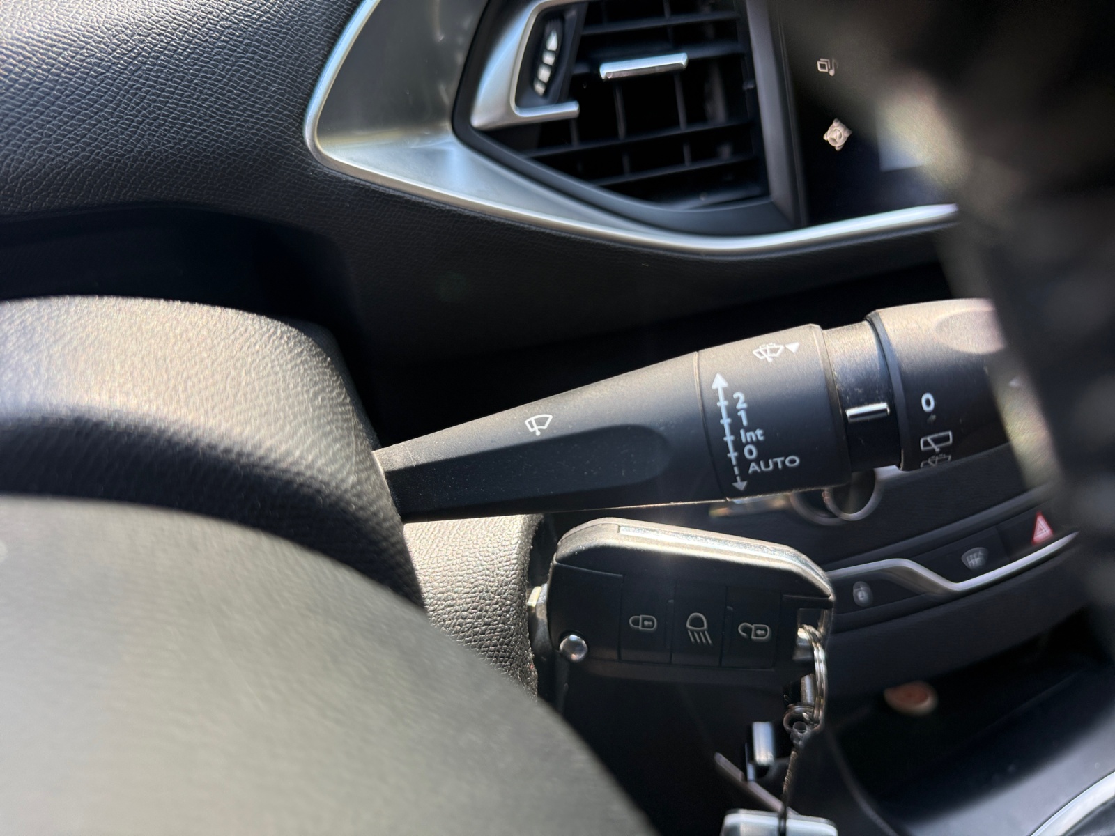 Peugeot 308 16