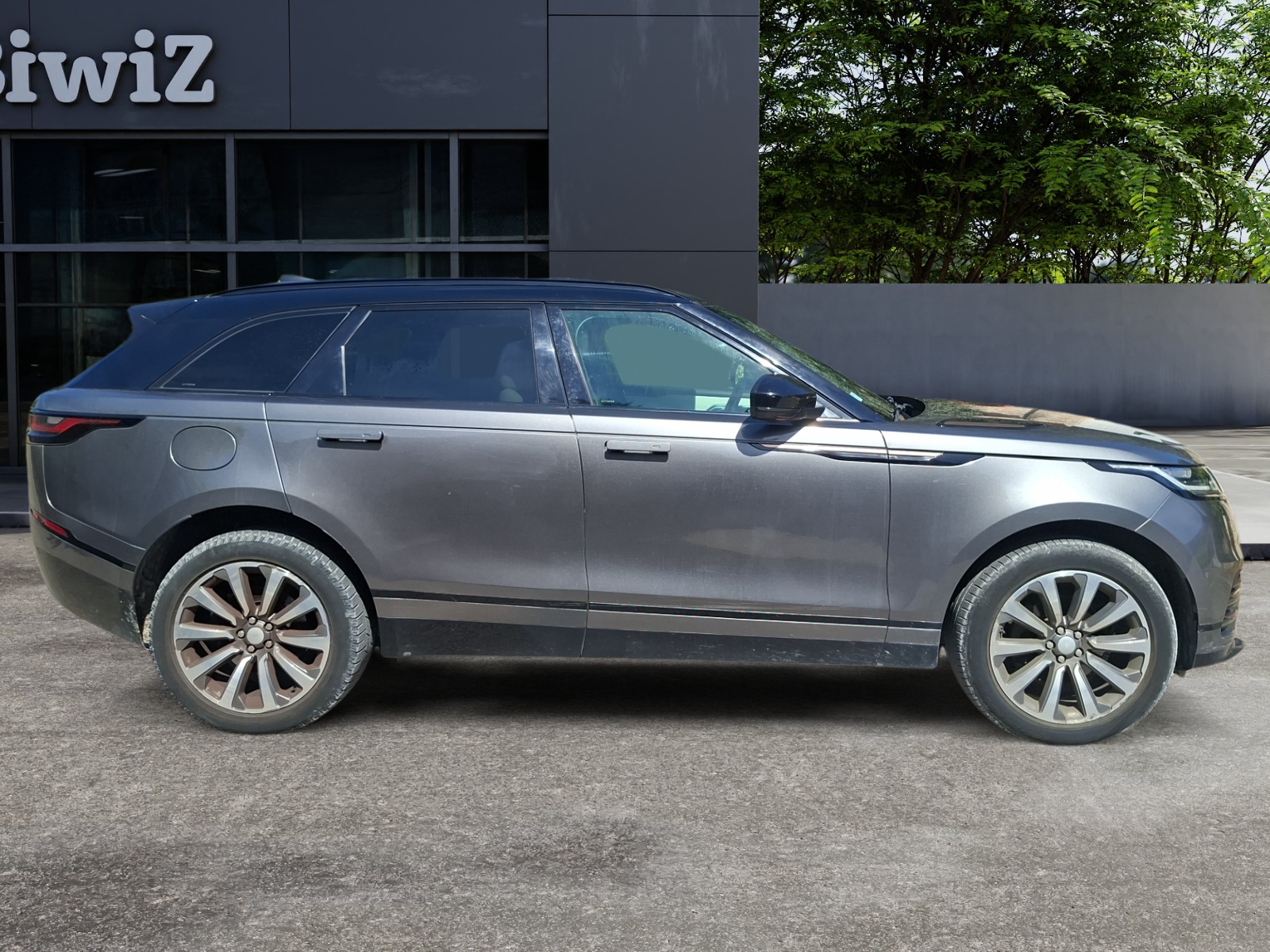 Land Rover Range Rover Velar 5