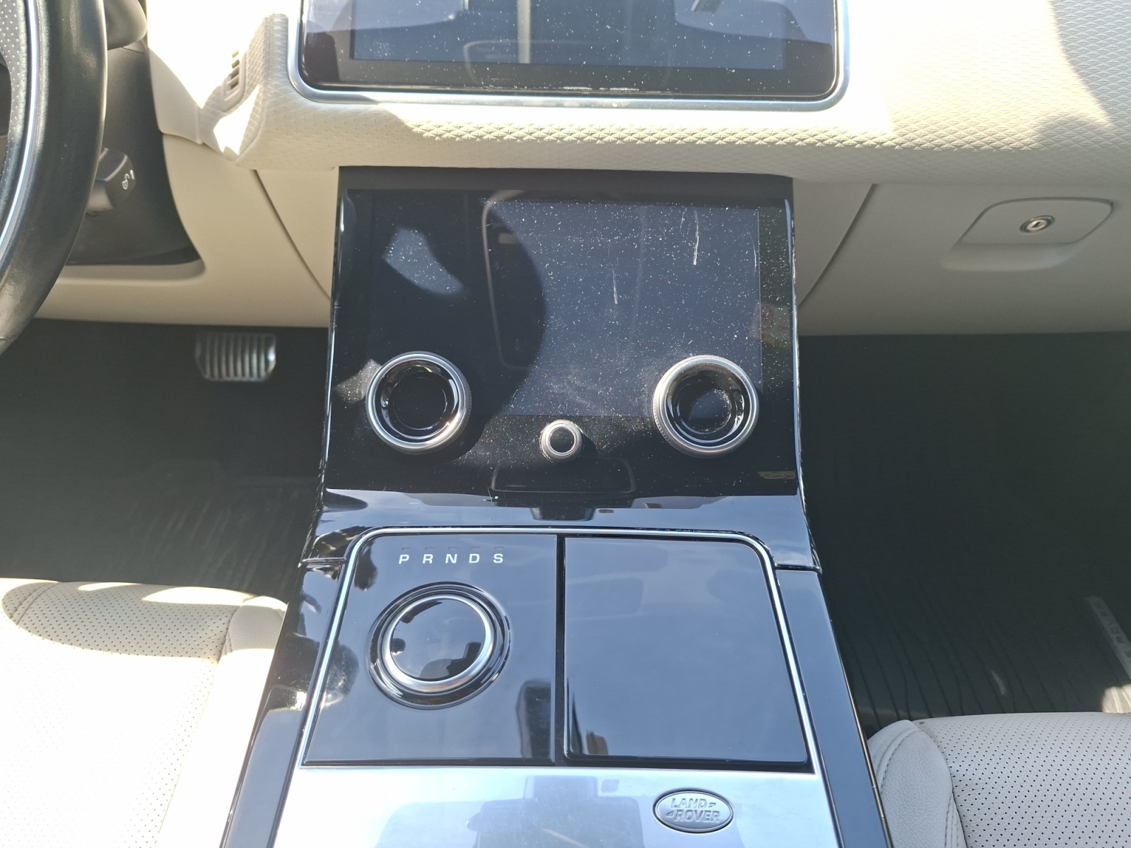 Land Rover Range Rover Velar 22