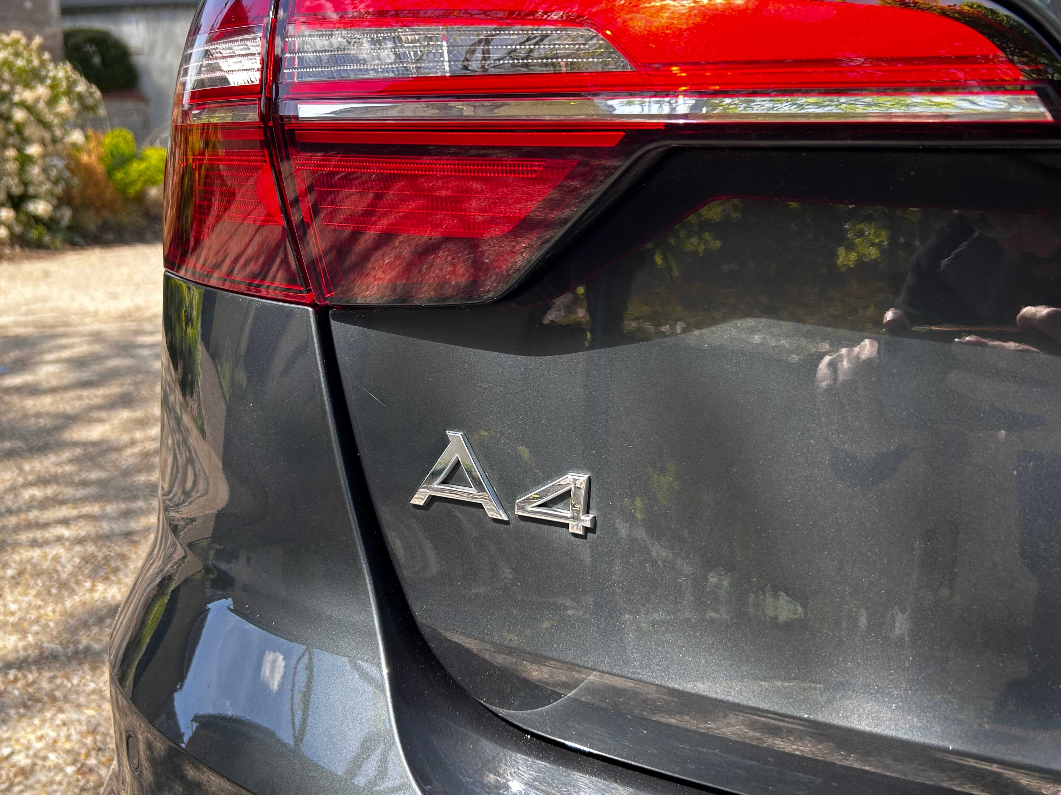Audi A4 44