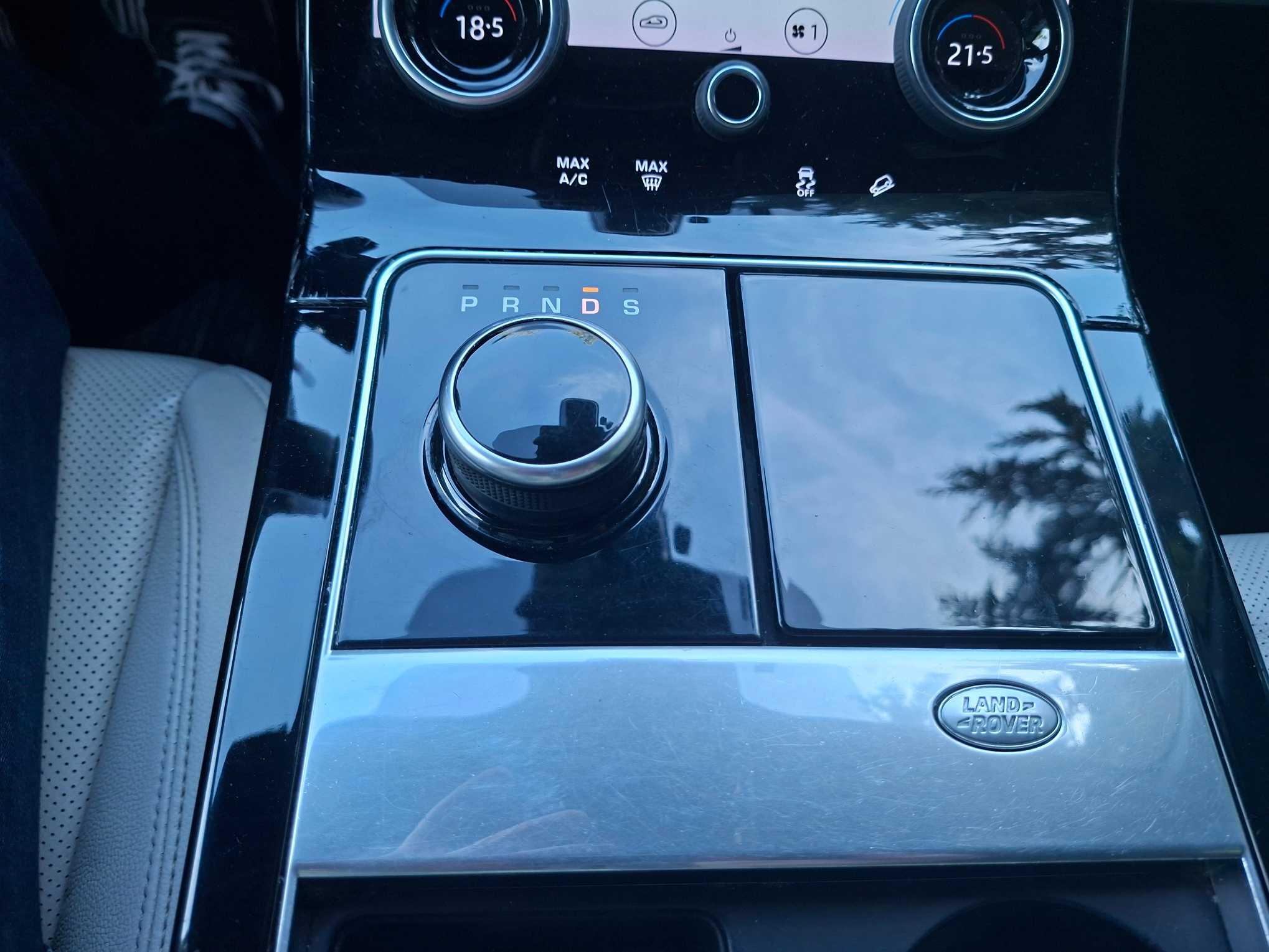 Land Rover Range Rover Velar 25