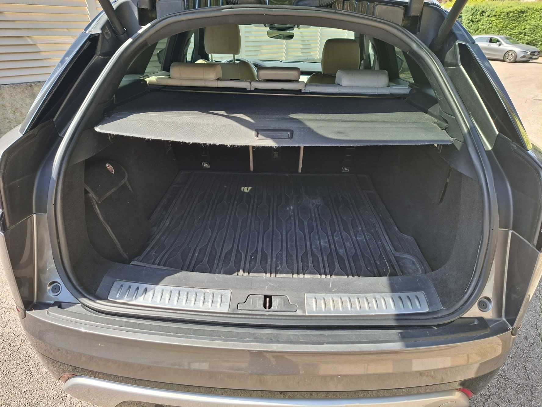 Land Rover Range Rover Velar 42