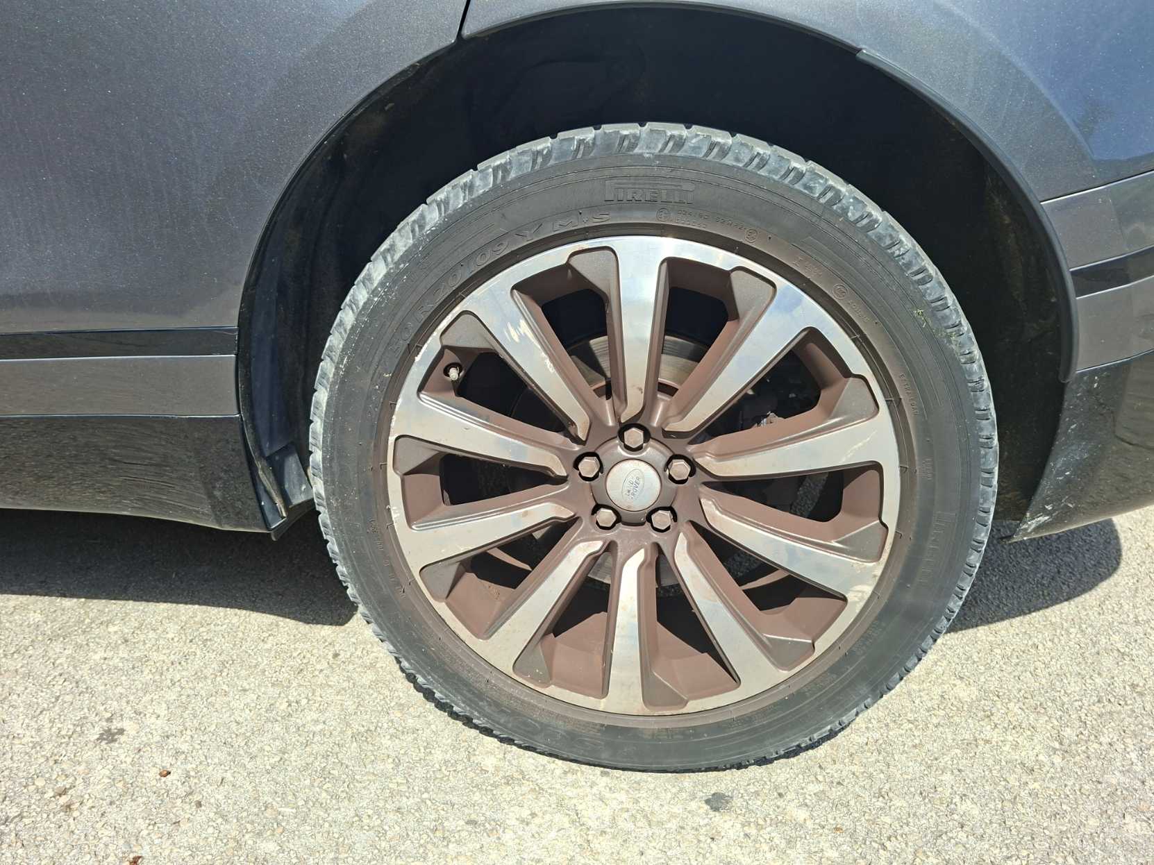 Land Rover Range Rover Velar 48