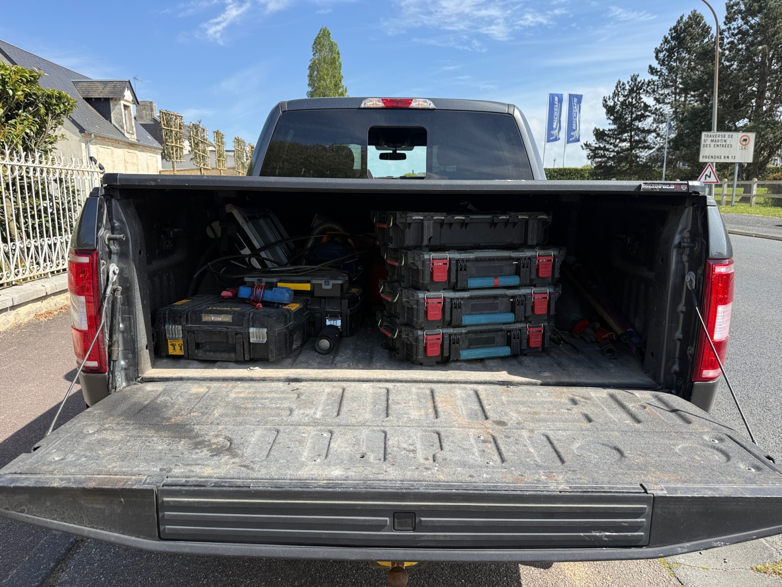 Ford F150 41