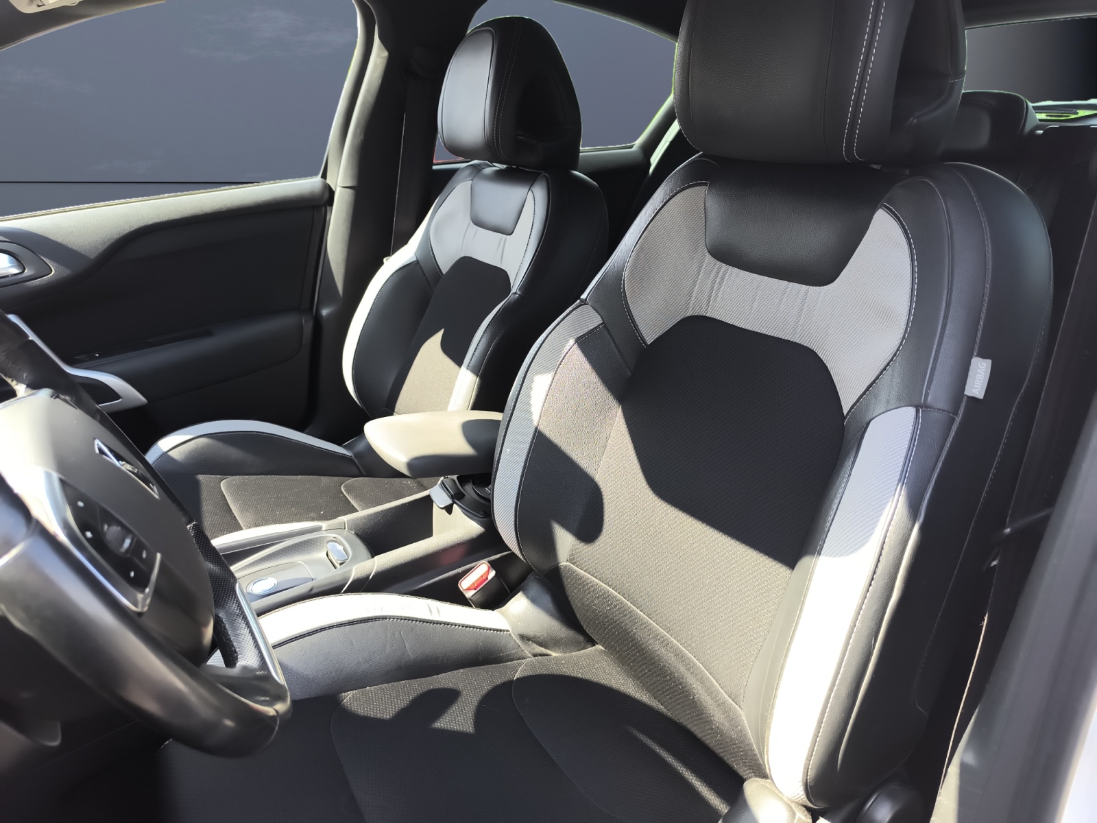 Ds Automobiles Ds 4 9