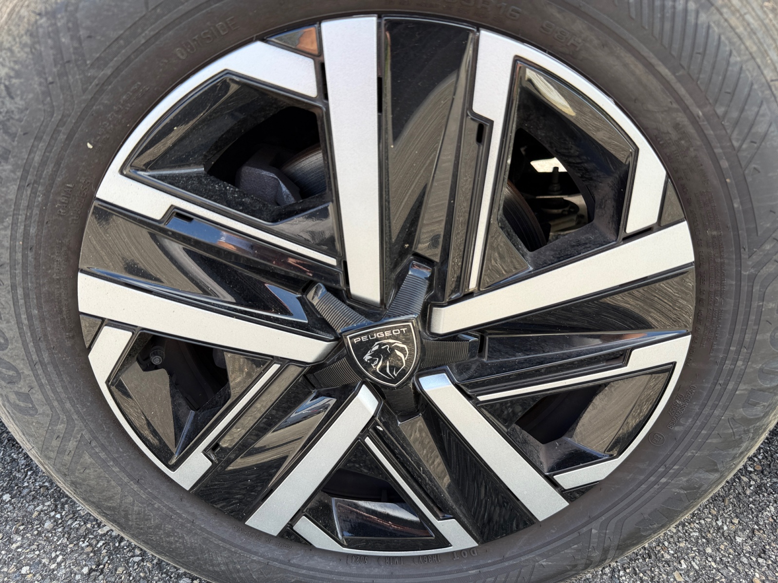 Peugeot 2008 22