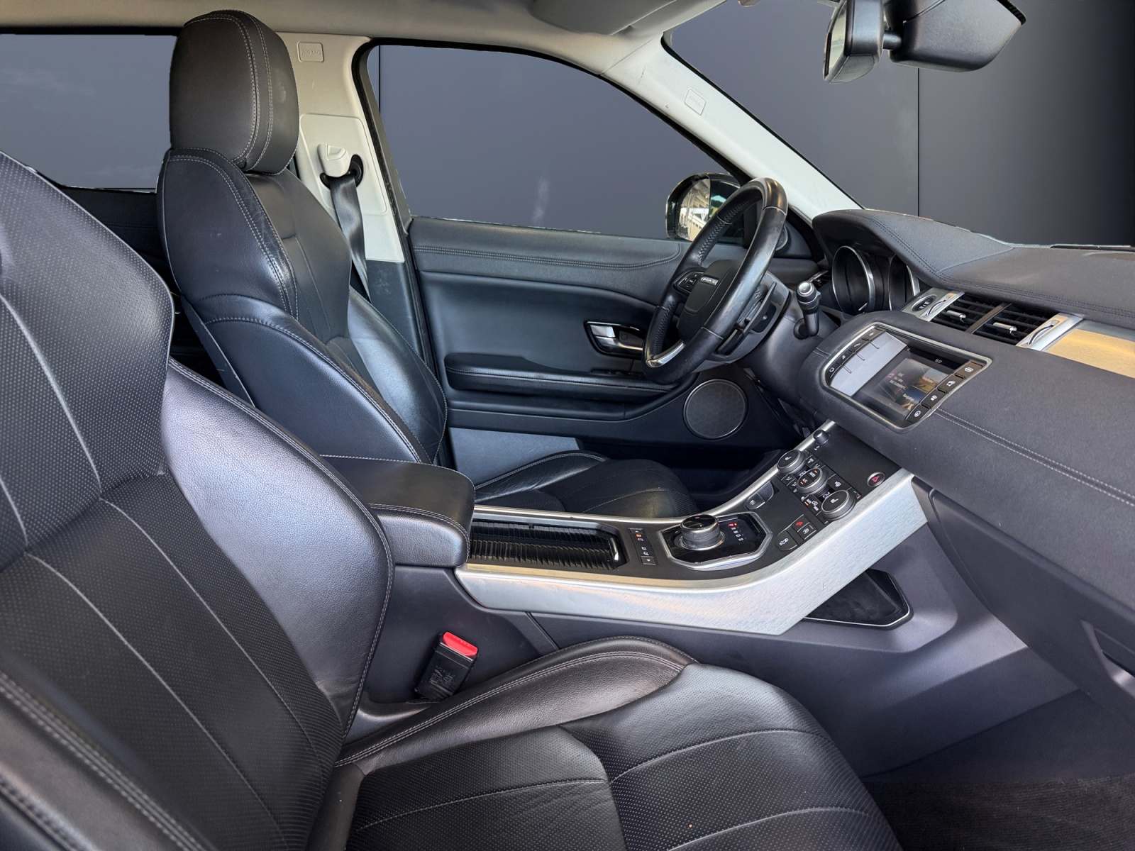 Land Rover Range Rover Evoque 13