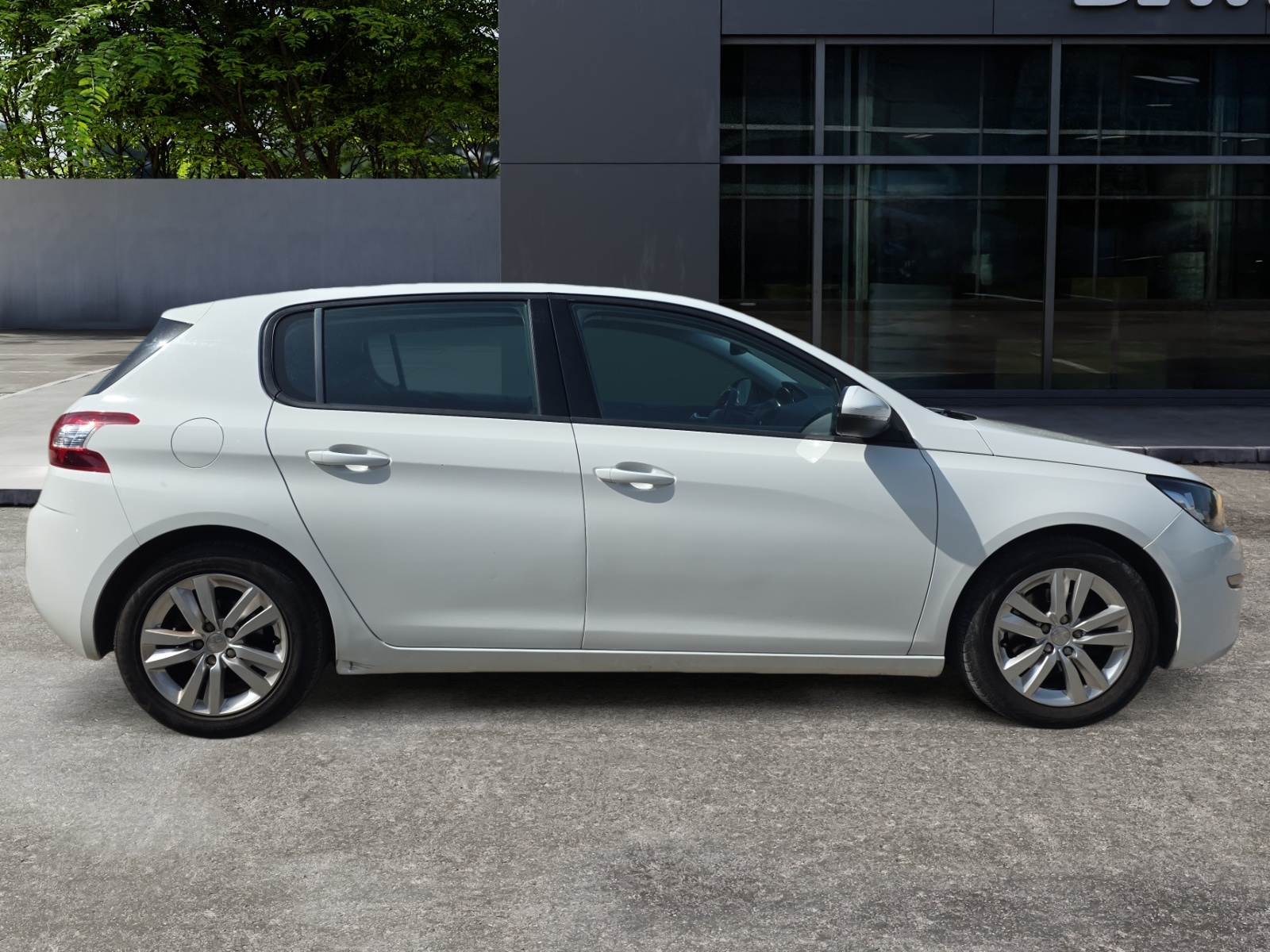 Peugeot 308 5
