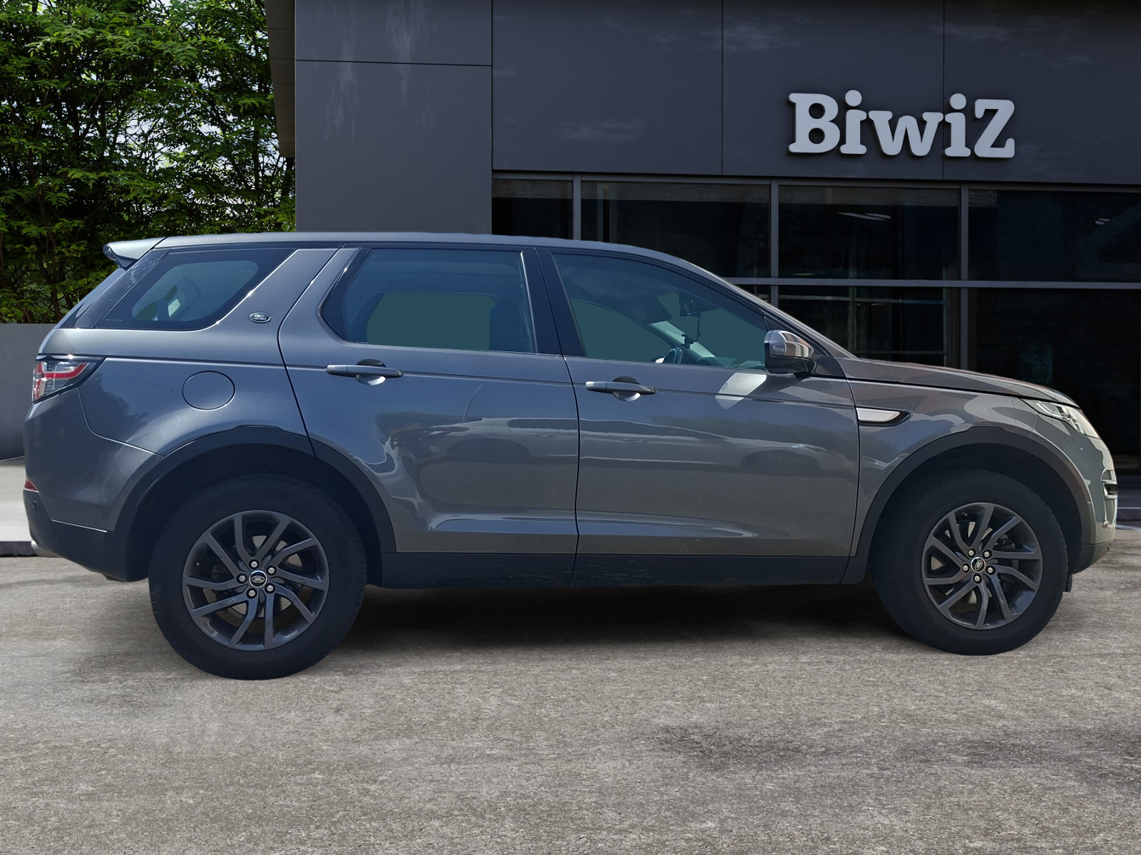 Land Rover Discovery Sport 5