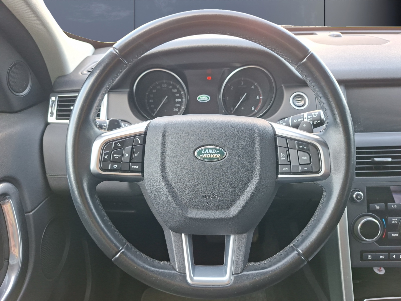 Land Rover Discovery Sport 15