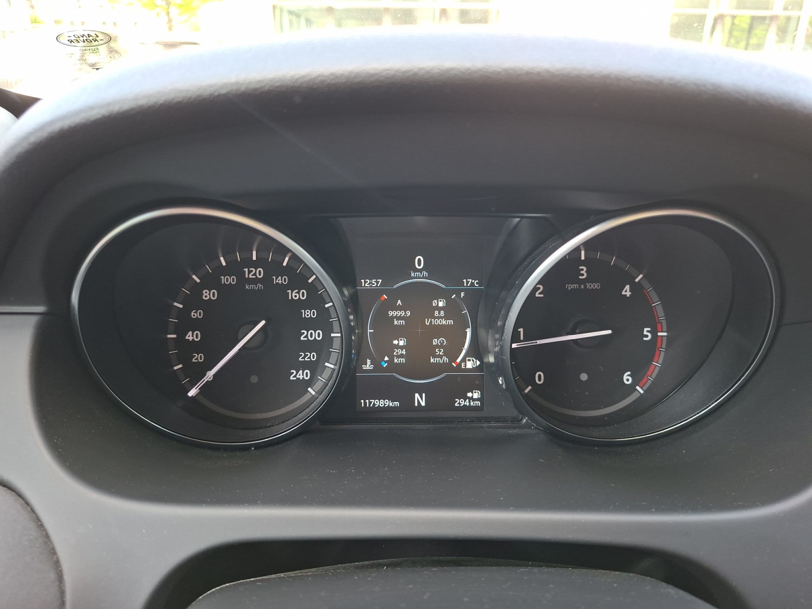 Land Rover Discovery Sport 16