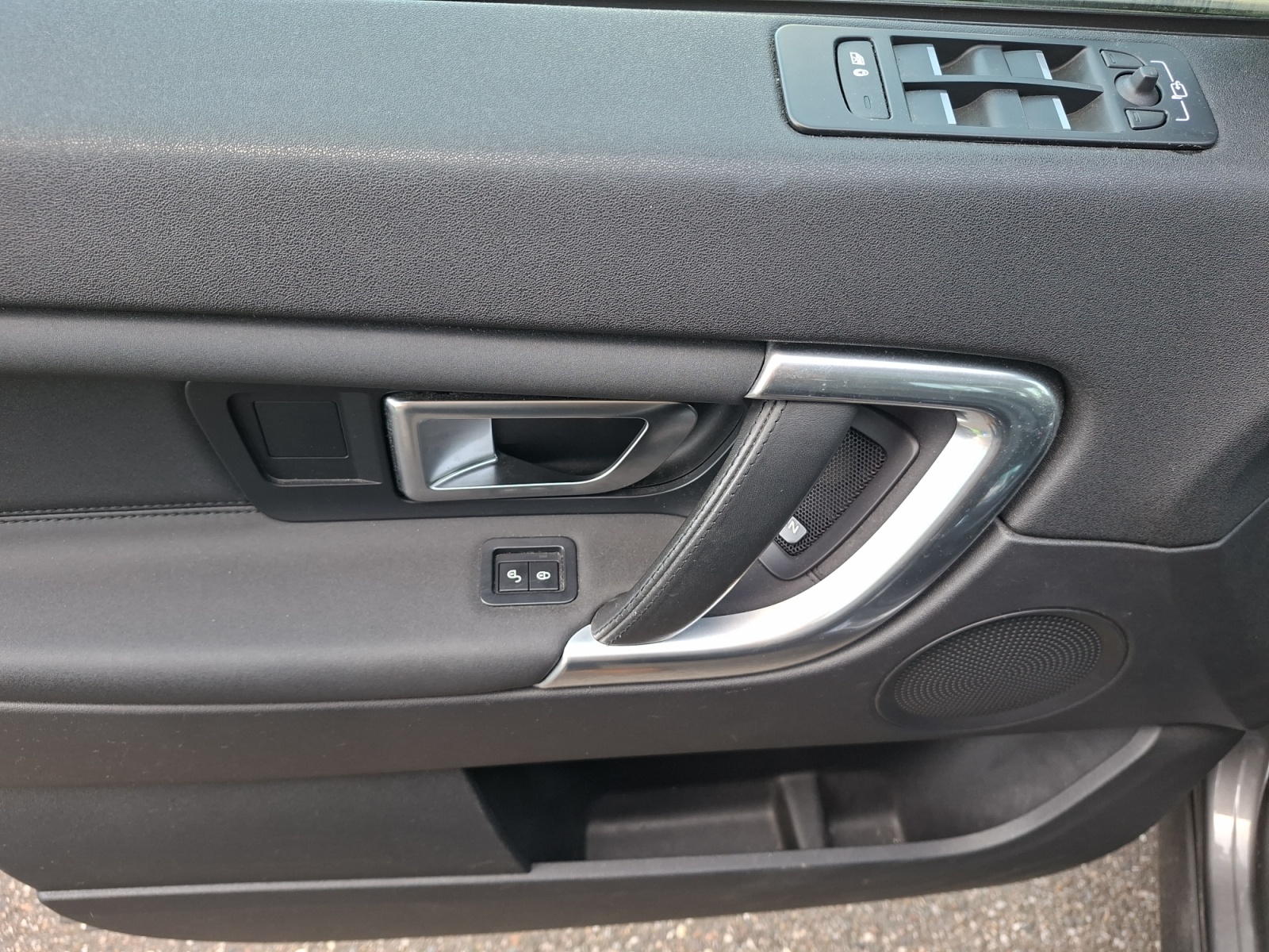 Land Rover Discovery Sport 22