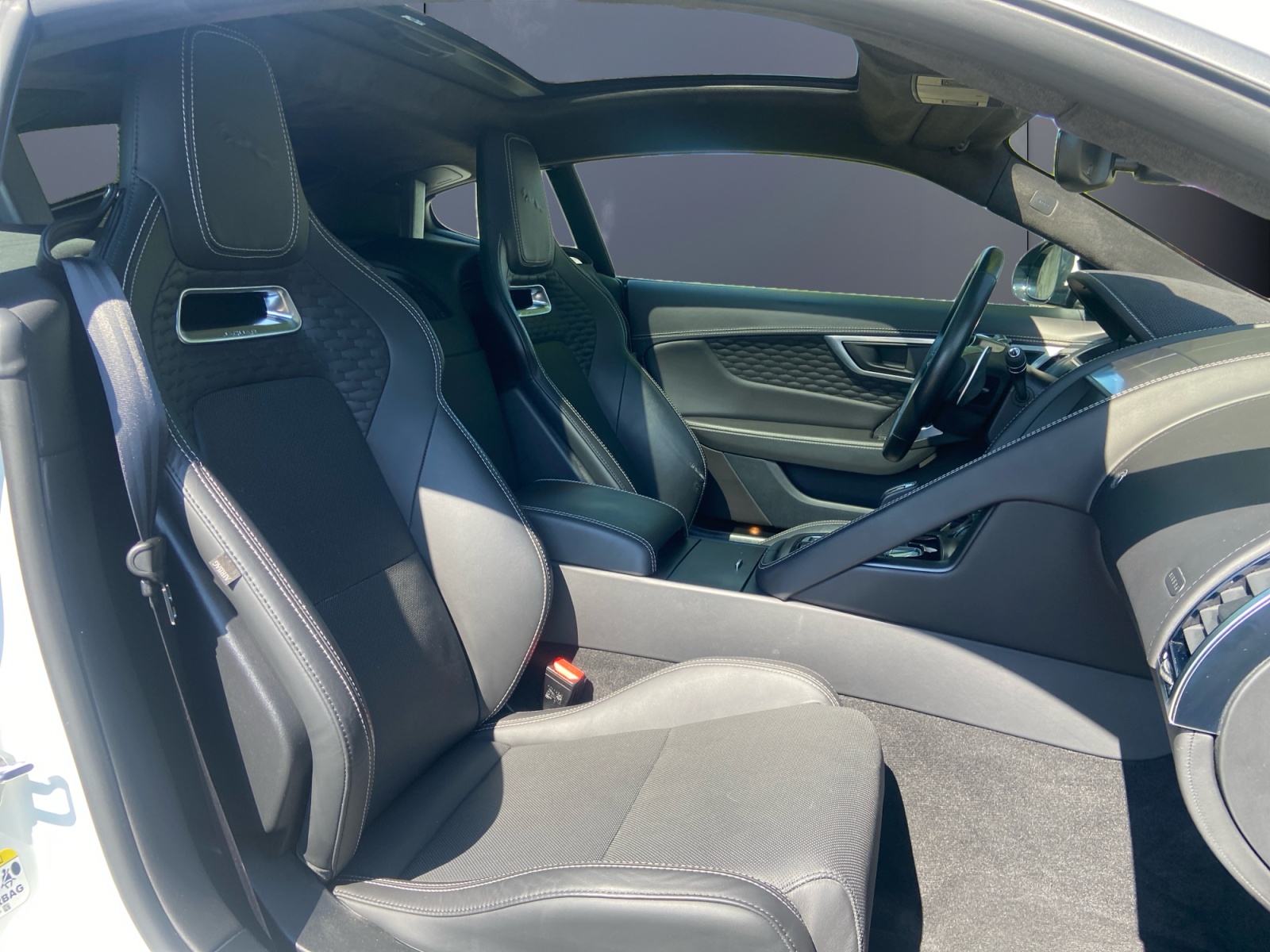 Jaguar F-Type 13