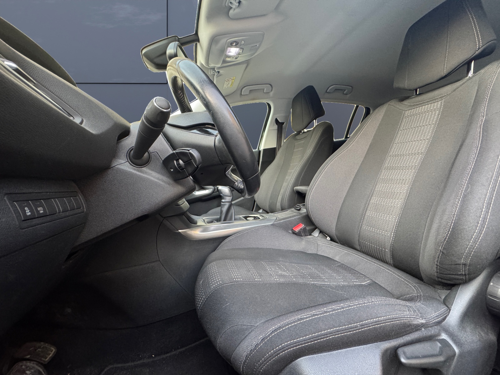 Peugeot 308 9