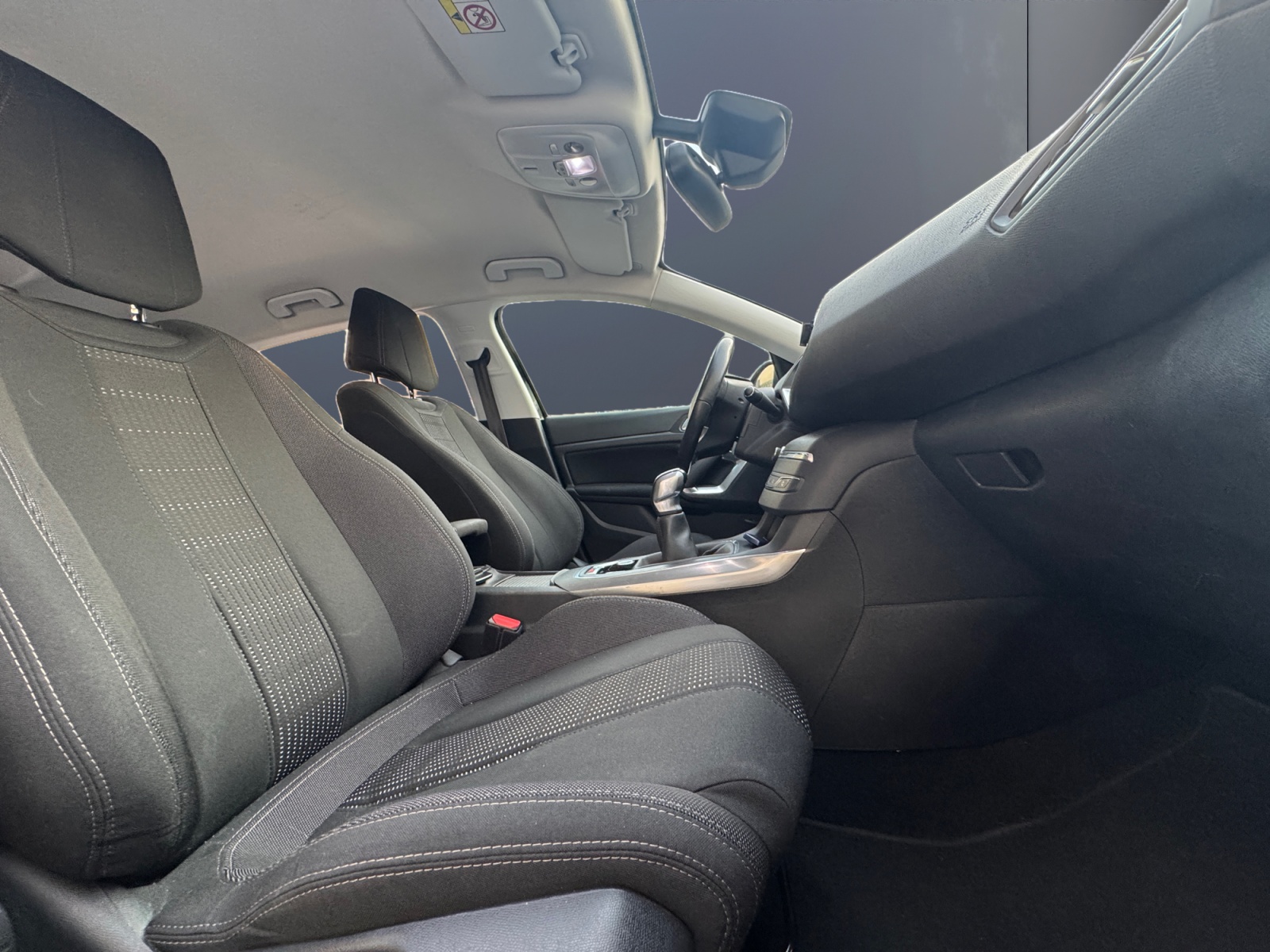 Peugeot 308 13