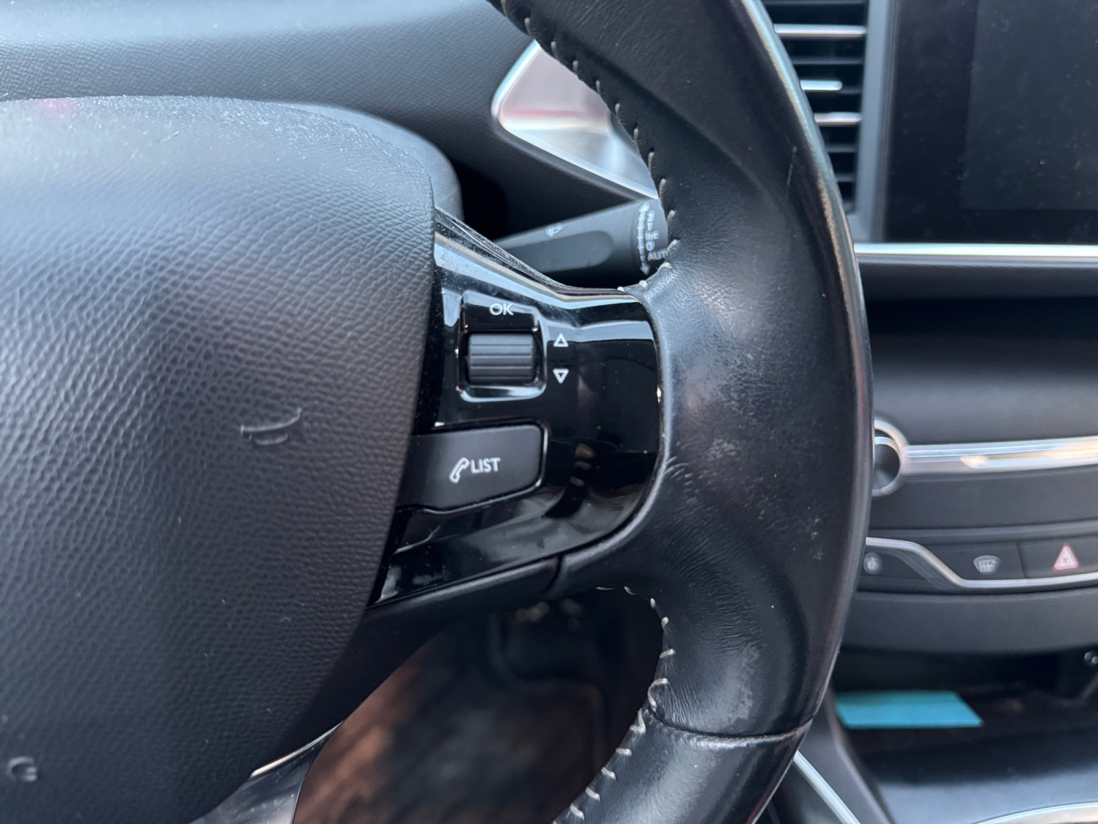 Peugeot 308 17