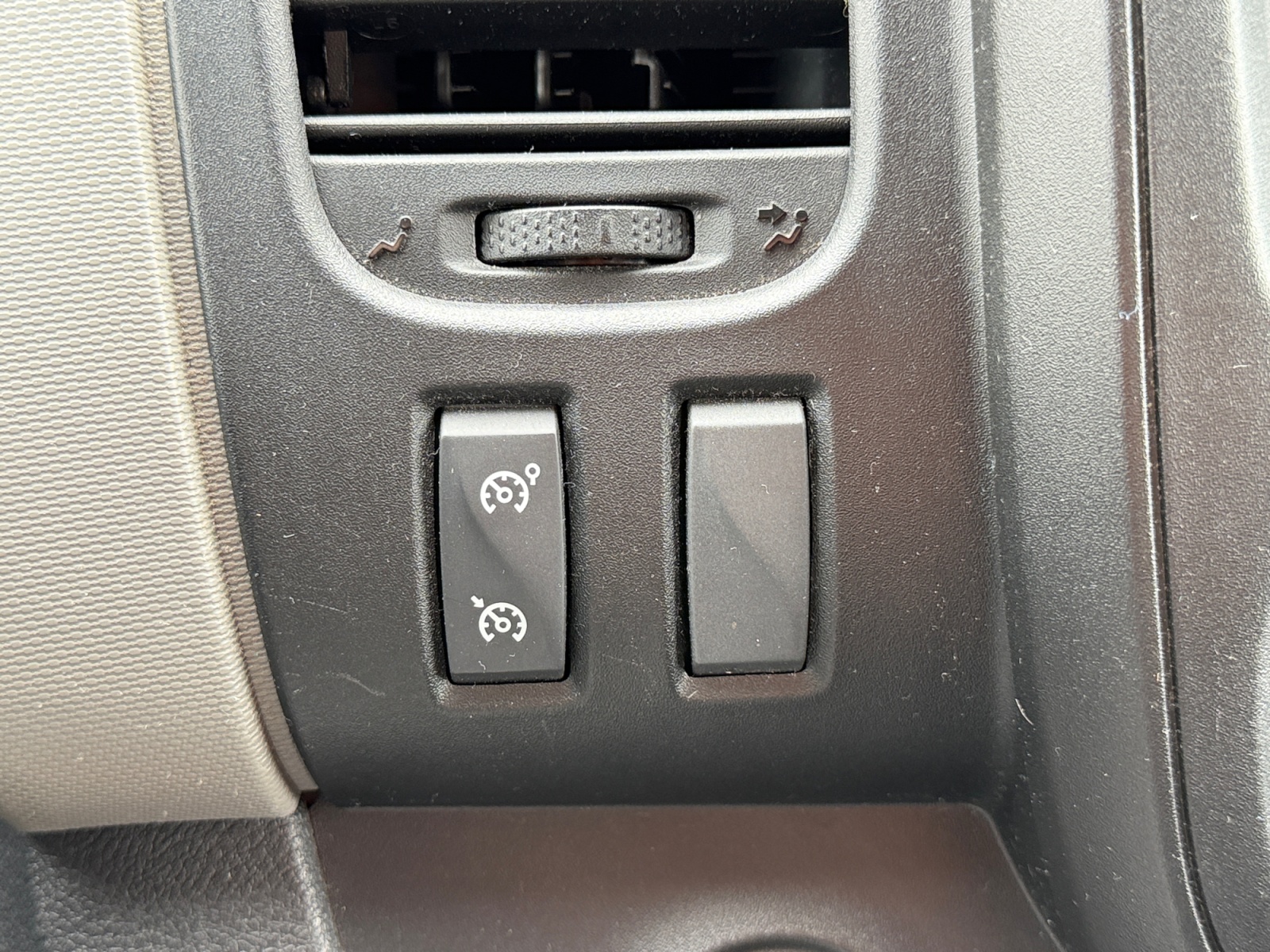 Renault Trafic 24