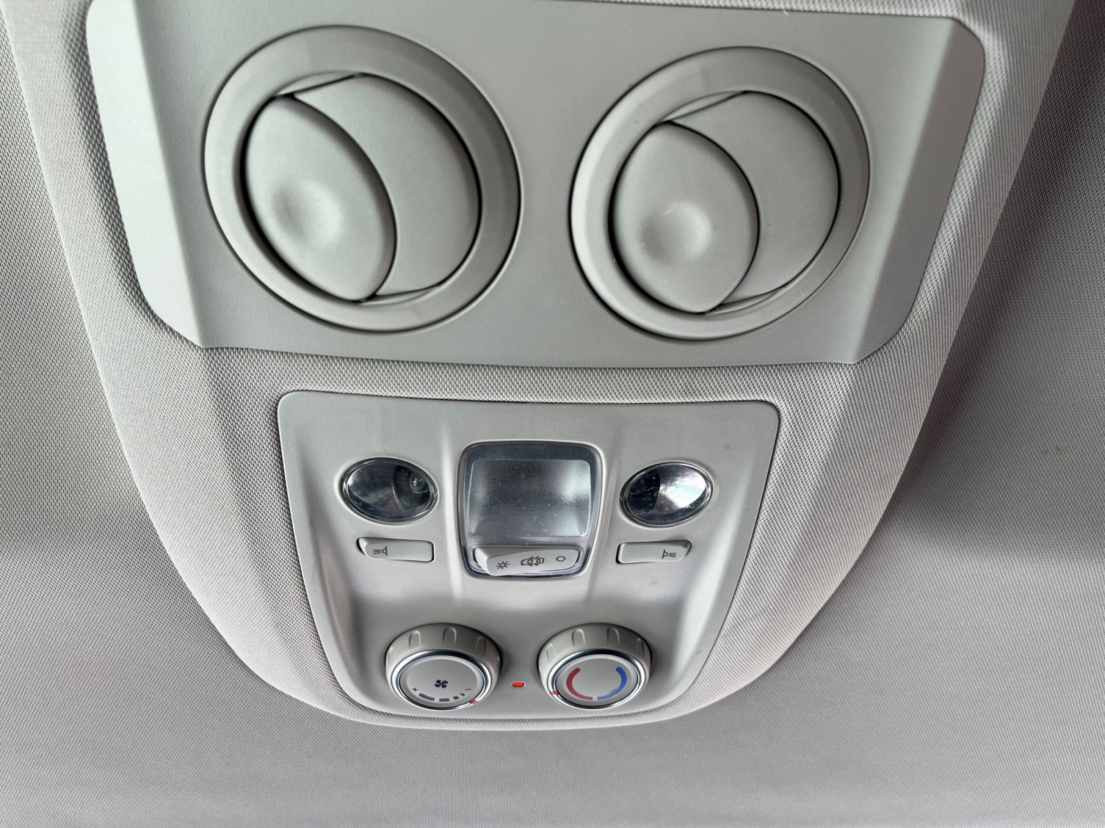 Citroen Spacetourer 25