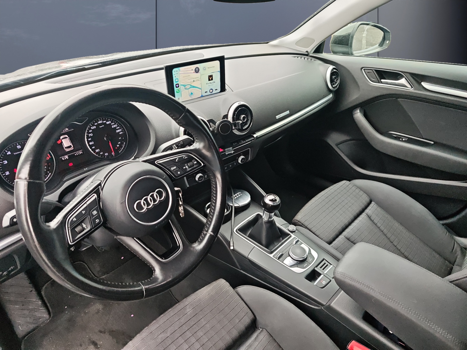 Audi A3 8