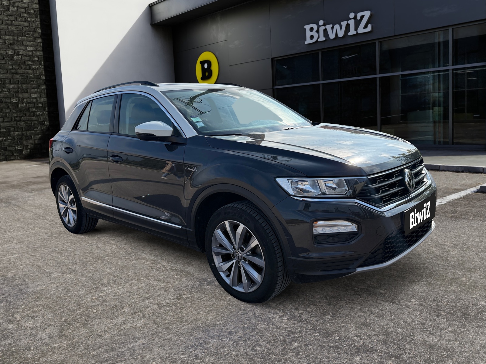 Volkswagen T-Roc 6
