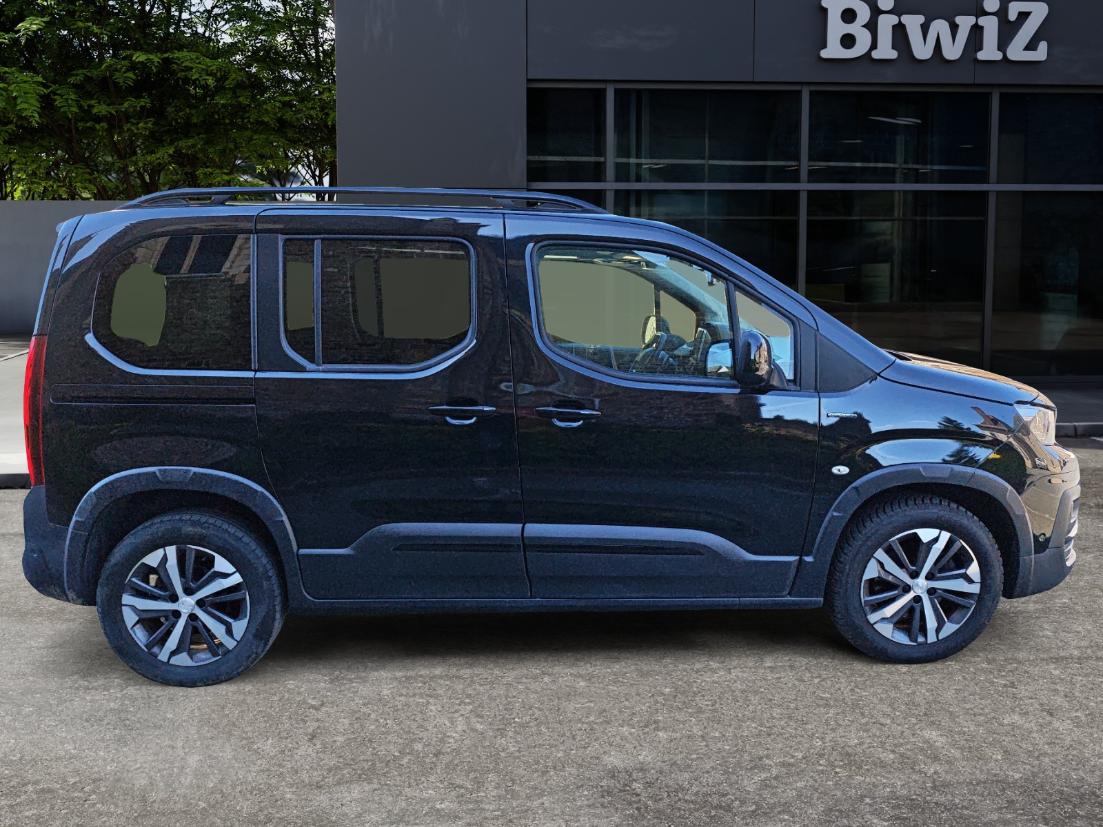 Peugeot Rifter 5