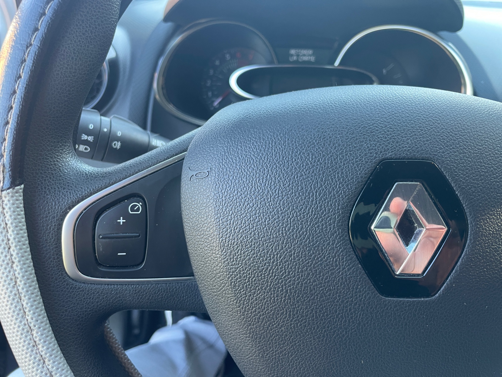 Renault Clio 19