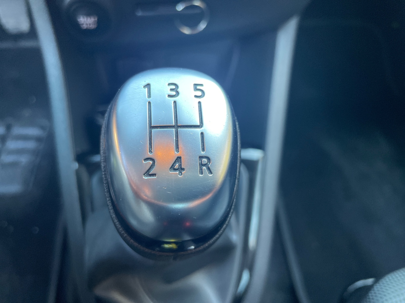 Renault Clio 24