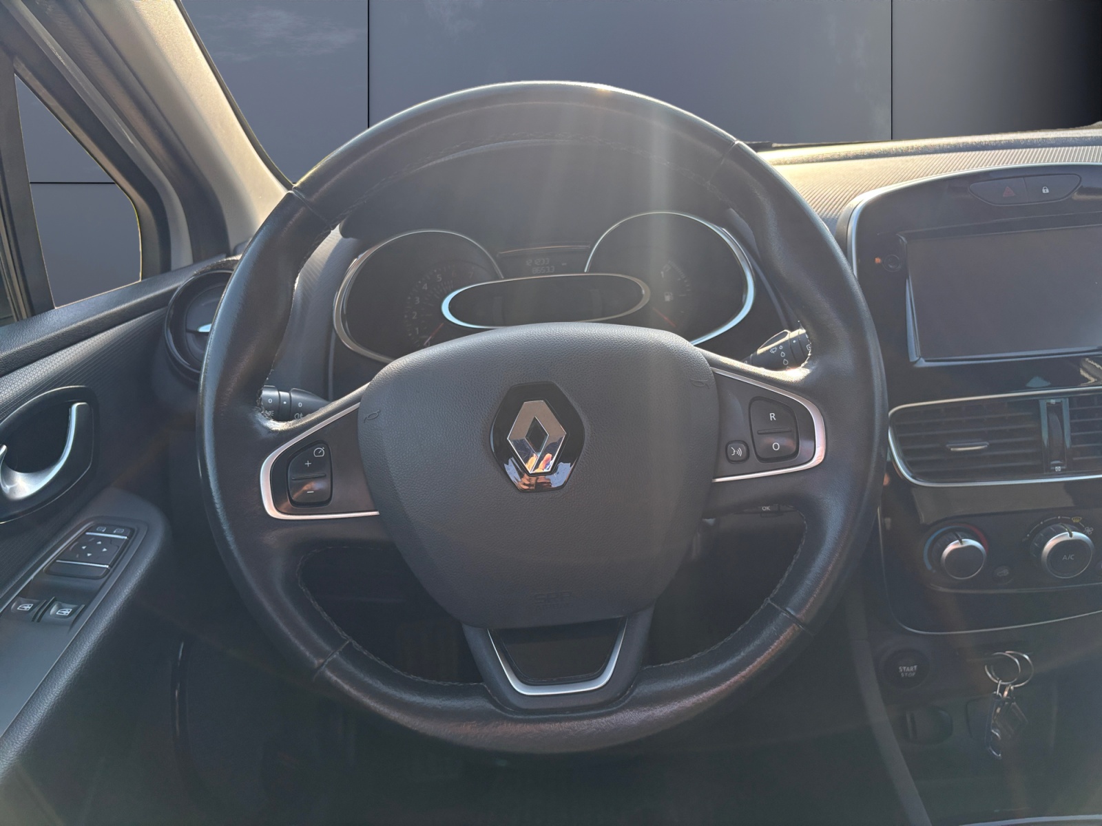 Renault Clio 15